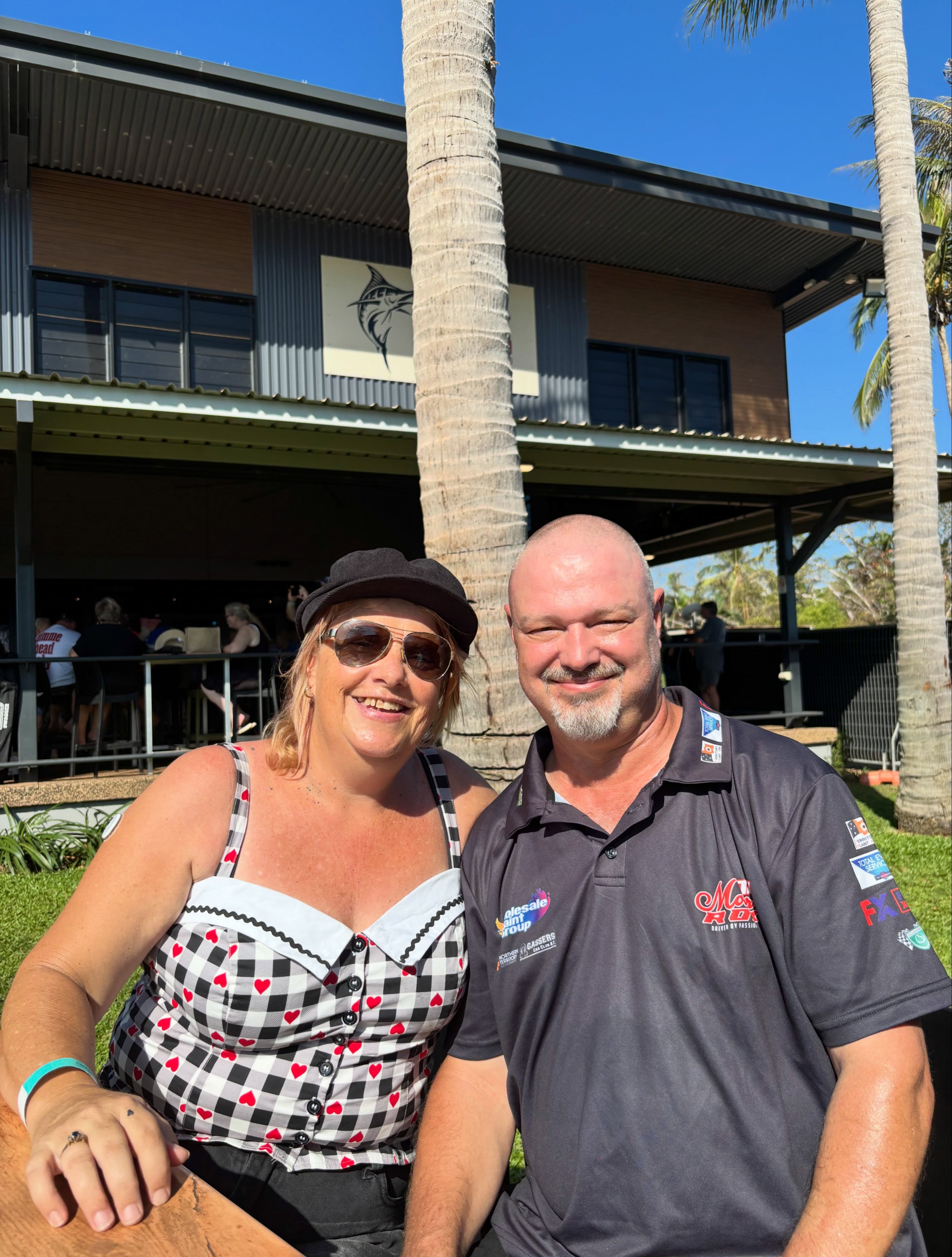 Last night we enjoyed some Aussie music @dundeebeachtavern enjoying our 28th wedding anniversary. Nice night out, of course a dance or two ππΌ
#anniversay #nightoutβ€οΈ