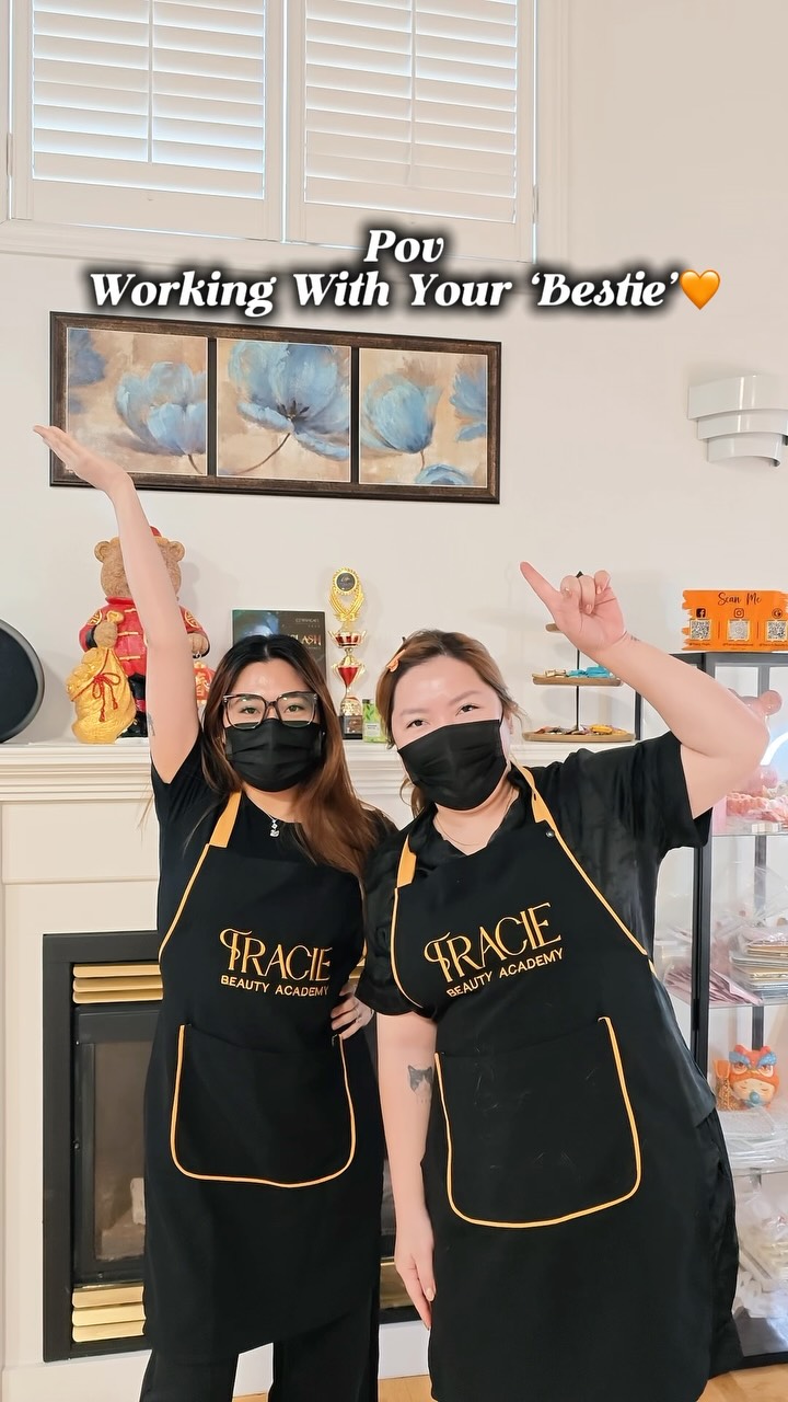 👯♀️ #torontolashextensions #torontolashes #traciebeautyland #torontolashtech #torontolife