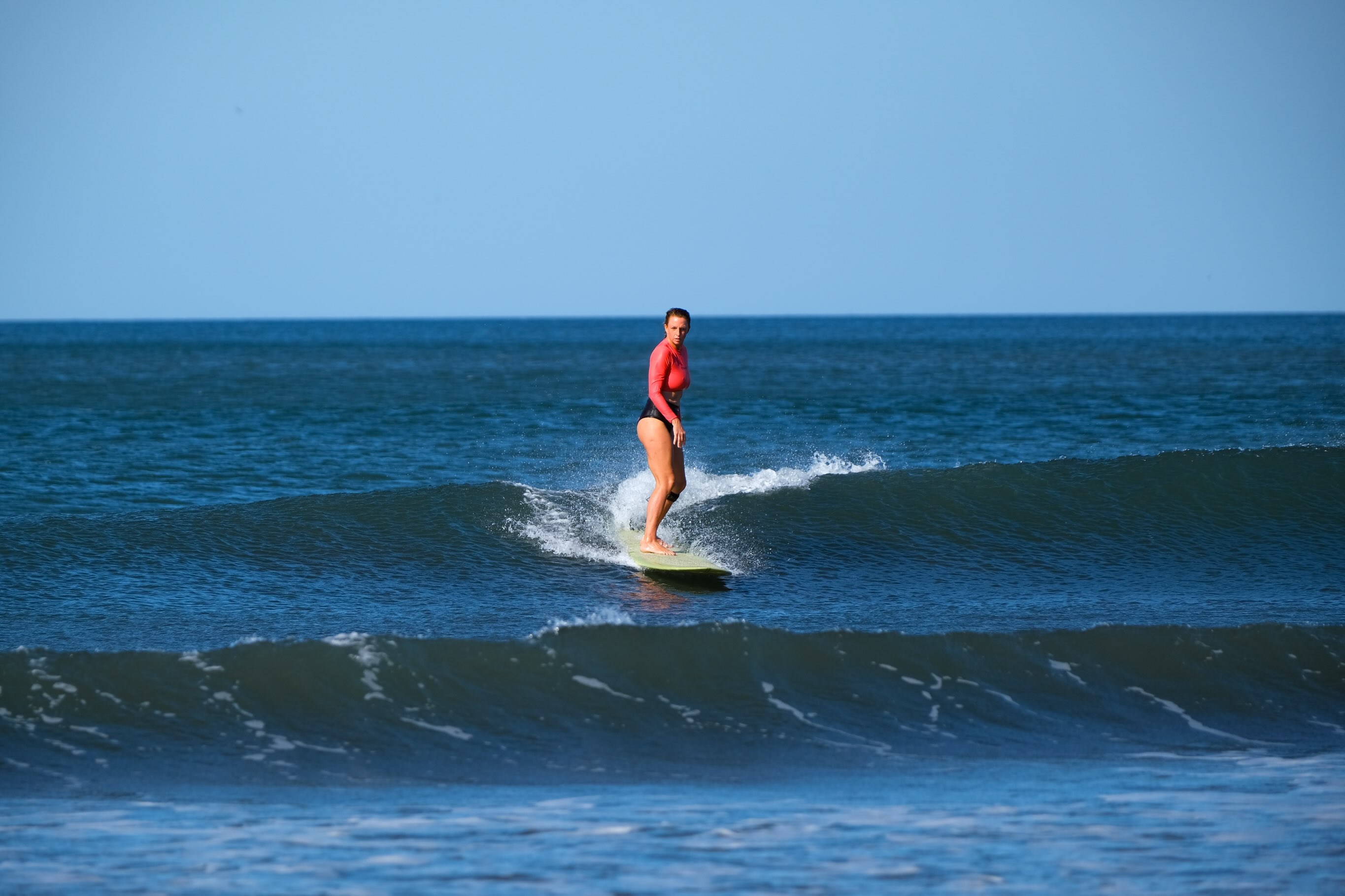 Waves for everyone! December-February small and dreamy conditions๐ด๐ด๐ด
.
.
.
๐ฅ @saulphotos99
.
.
.
#surfphotography #smallwaves #vacation #winterbreak #familyvibes
Surf lessons! Book the NorthNicaPackage
๐ด๐ด๐ด