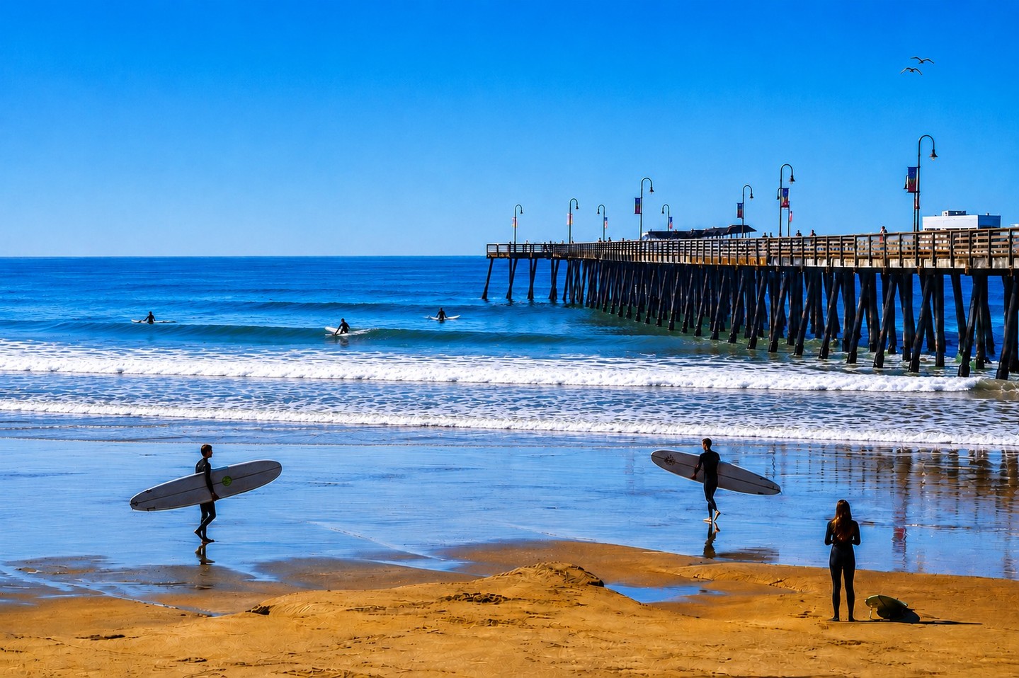 Surf's up!. ๐๐
.
Billabong Presents FGR's Still Frothy Surf Festival hits Pismo Beach September 26โ27, making this the perfect weekend to soak up a little surf culture and plenty of time by the coast.
.
Make a weekend of it and stay steps from the action at Inn at The Pier.
.
๐ Click the link in bio to plan your Pismo Beach stay.