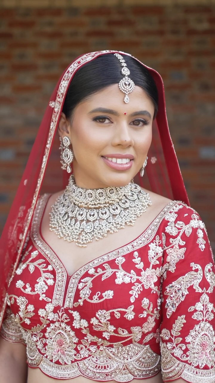 Nina + Rohan 🤍 Offley Place
Filmed Rohan’s brother’s wedding last year. Getting the call to film his too, a year later - that’s the stuff that means the most. Nothing beats a family trusting you twice.
This is probably my 5th wedding at Offley Place this summer alone, so I know exactly where the light hits best and when. And Nina and Rohan’s day was pure magic.
🎥 @andreiweddings
Venue: @offleyplace
Priest: @jitensbhai
Wedding Music: @rvsounds
Video: @andreiweddings
Photo: @randbphotos
Car: @hire_a_rolls
Decor: @gayatriweddings
Hair and Makeup: @aphroditesmua
Coordinator: @styledbyshaileeni
Food: @shimlafoods
Bar: @brijwasievents
Dhol: @beatsbylions
DJ: @synergydjs
Cake: @cakesbysejal
Brides Outfits: @sonascouture and @kirans_birmingham
Grooms Outfit: @mongasuk
Mehndi: @amys.mehndi
Pagh: @pagh_vala
#hinduwedding #offleyplace #realwedding #weddingfilm