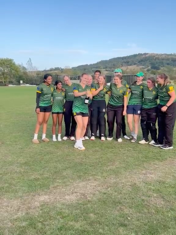 WEPL CHAMPIONS!!! 🏆
Our women’s 1st XI have won the West of England Premier League covering Gloucestershire, Somerset and Wiltshire.
All rounder Kate Duffield was the top wicket taker of the league with an impressive 26 wickets!
The club is incredibly proud of our women and how far they have come in the last few years. An amazing inspiration for our young girls coming through the age groups 👏