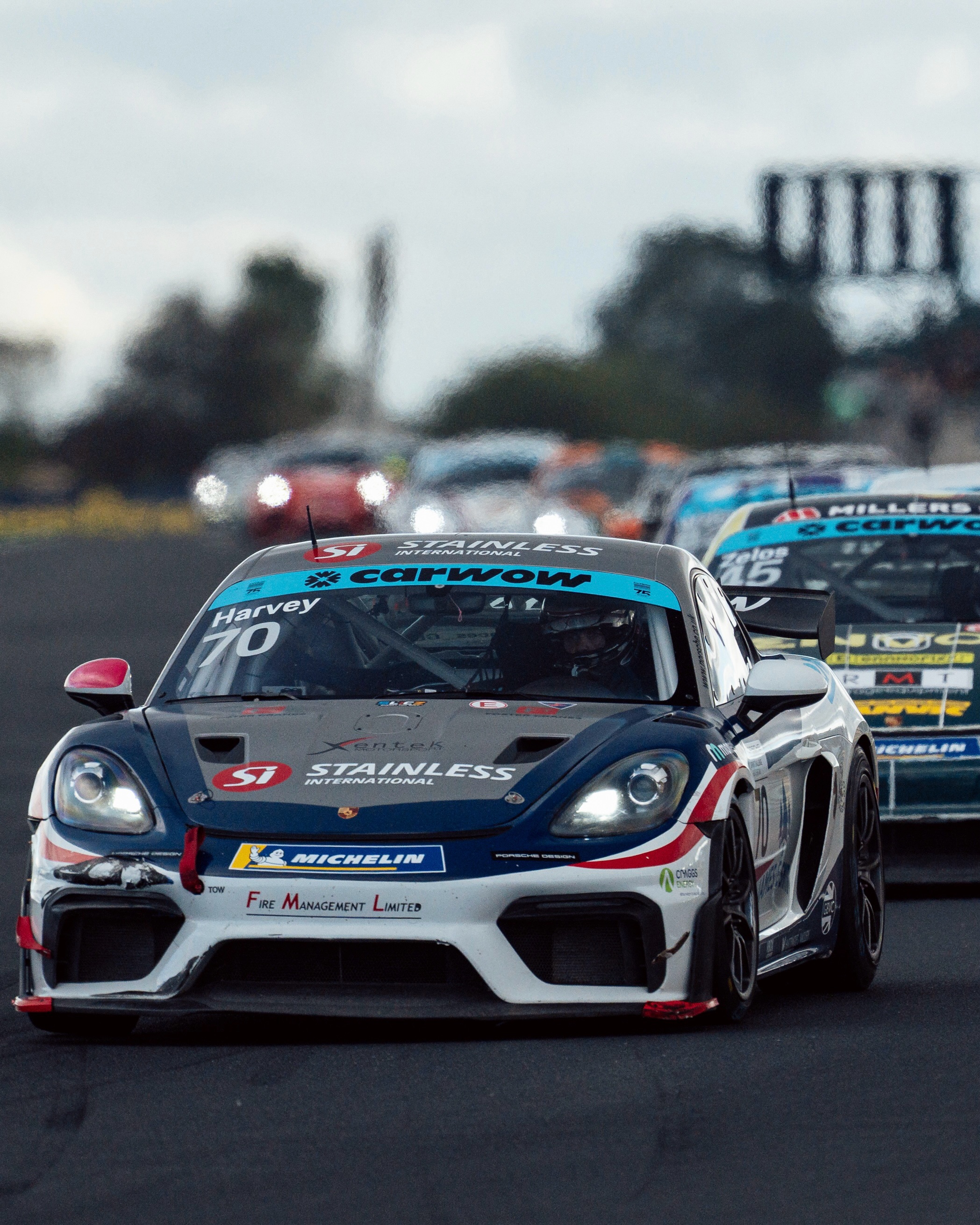 One more race coming up at Croft, with all four of our drivers determined to end the weekend on a high 💪
⏰ 15:45
📺 Live on ITV4
⏱ tsl-timing.com/event/263603
#XentekMotorsport #SprintChallengeGB #Porsche @PorscheRaces_GB @Carwow #Motorsport #BTCC @CraggsEnergy @SamuelHarvey70 @FelixLiveseyRacing @JamesSeale_Racing @AlisterWeston