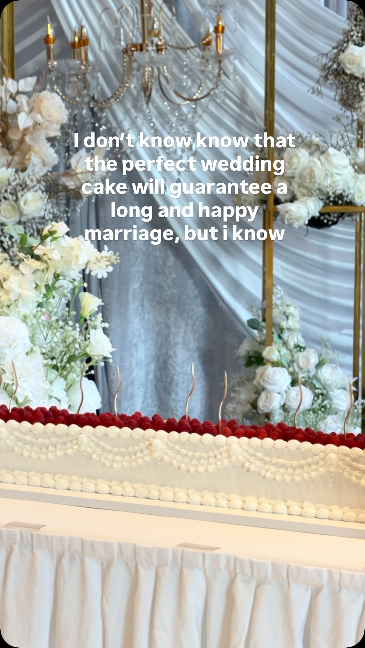 When i talk about the cake fitting the room, this is what i mean. An instant show stopper! And one your guests will fully enjoy.
Getting married in 2027? My book are open and Iâd love to chat!