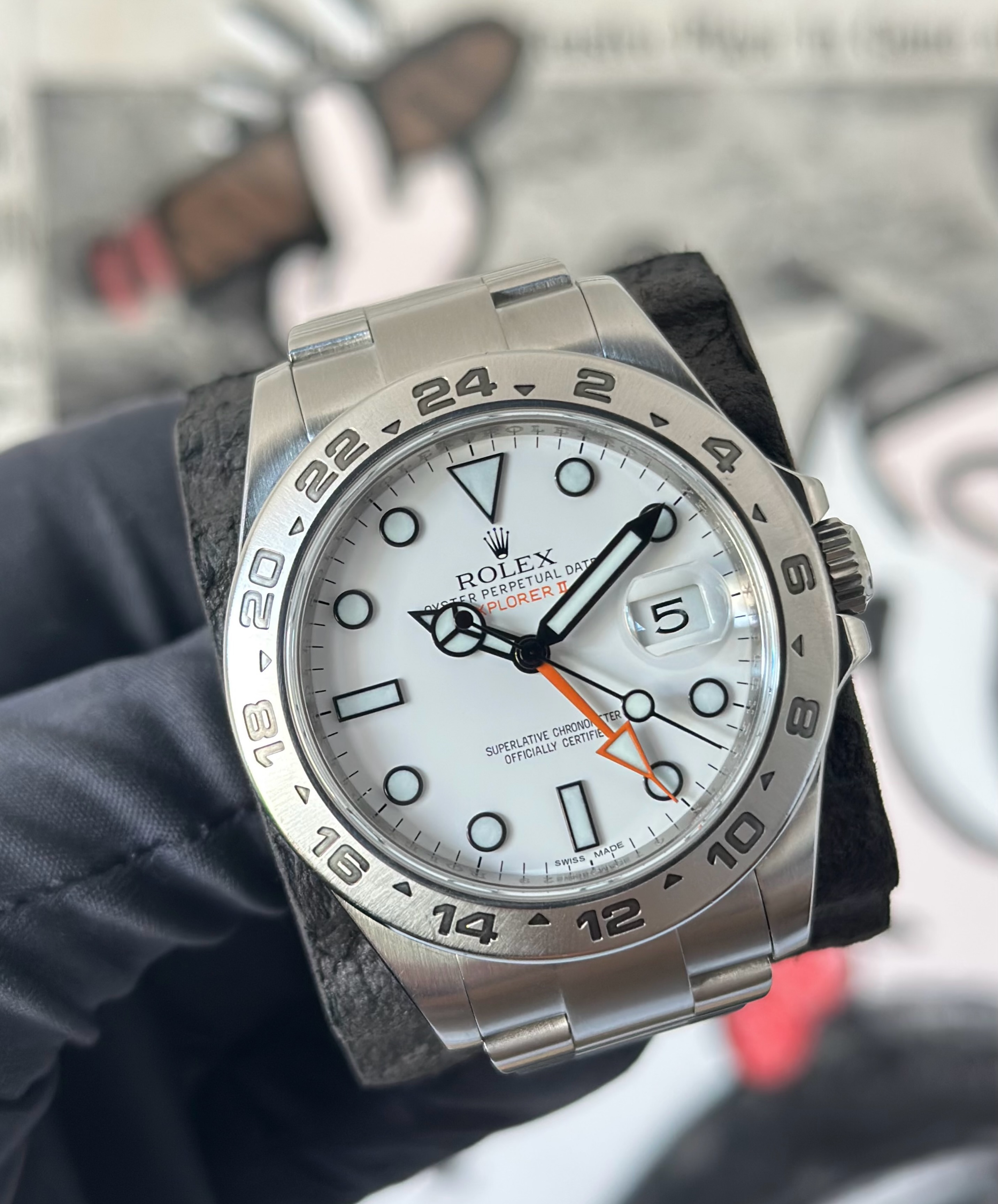 Another Rolex Explorer ii has entered the chat.
.
I can never keep these Explorer ii’s in for very long. My clients love the versatility and pedigree of being a true explorer’s watch. This one comes with a nato strap as well, built to handle anything you are going to throw at it.
.
Available now DM📲 or comment “🏔️“ to inquire
.
Time Trades 📍Pinehurst, North Carolina
📲 (910) 690-4728
💻 www.timetradesllc.com
#timetrades #pinehurst #rolex #pinehurstluxurywatches #watchdealer