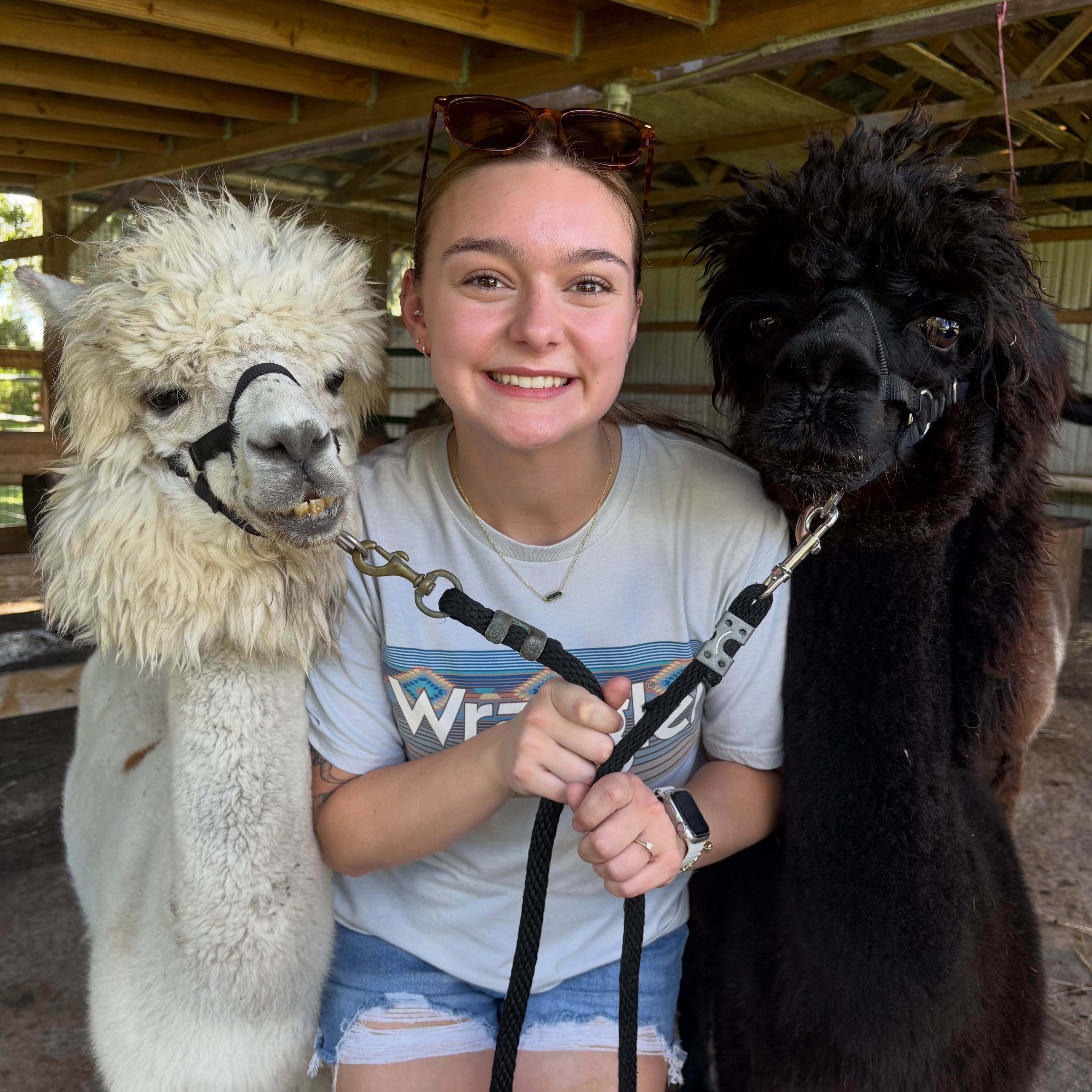Weekends are better with friends & farm animalsπ¦π·π©πΌβπΎ