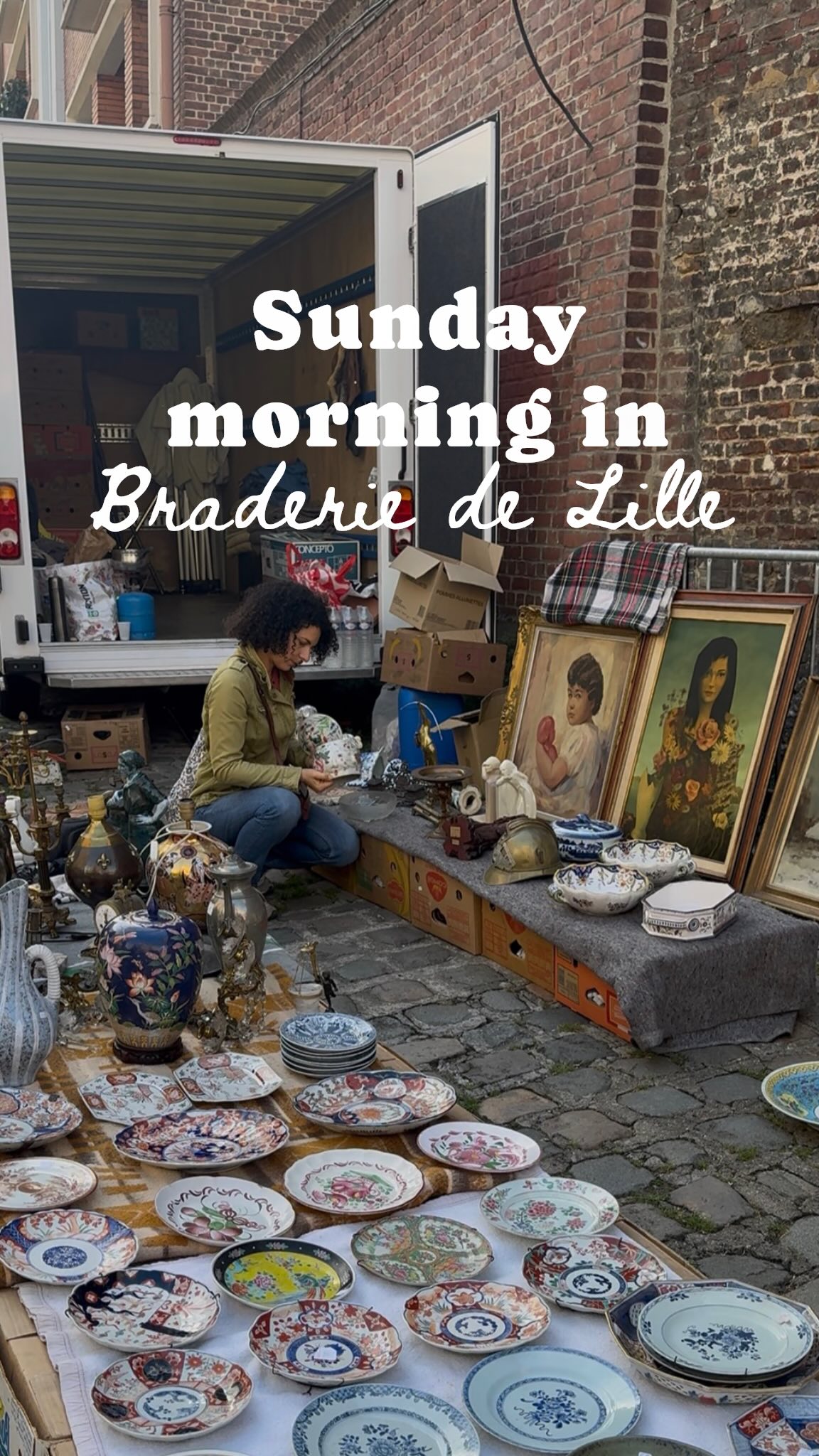 What a beautiful day in Braderie de Lille !
Have you ever been ? Did you like it ? Tell me in the comments
#braderiedelille #kitchenbrocante #chiner