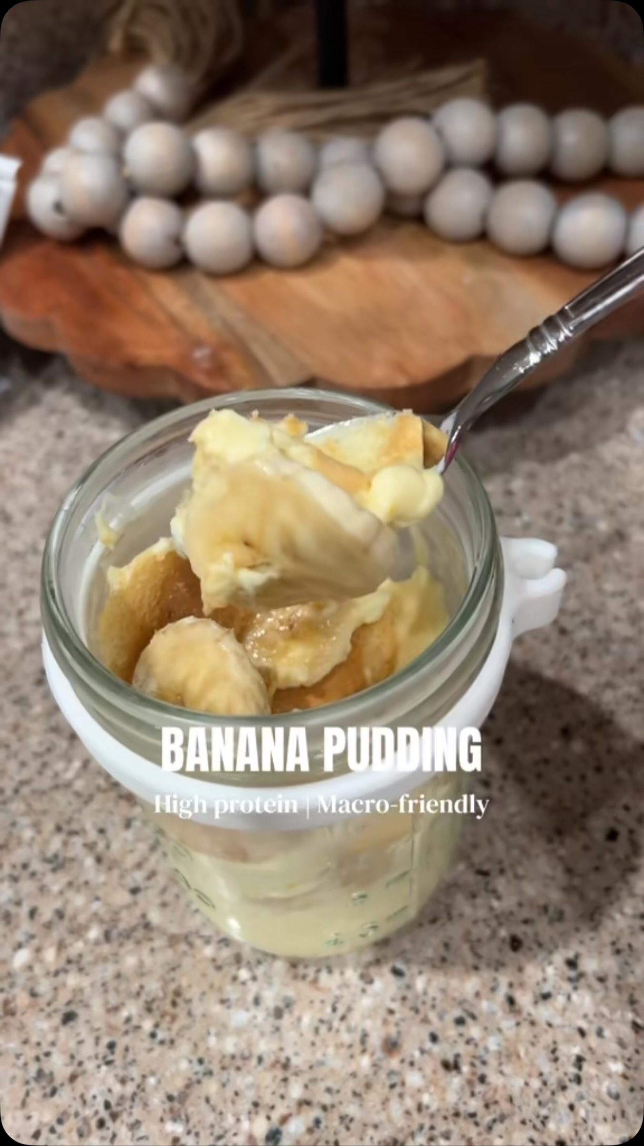 🍌 Banana Pudding-but make it macro-friendly & higher protein 😎
More recipes like this are inside my Forever Fit fitness app - 🔗 in bi0 to get 7 days free 📲
Here’s what you need:
1 C Greek yogurt
1 scoop @pescience vanilla protein powder
1/2 C milk (I always use @fairlife )
2 tsp. Sugar-free instant vanilla pudding mix
Sliced bananas & vanilla wafers for garnishing
1. In a medium bowl, whisk together instant pudding, Greek yogurt and milk until well combined.
2. Then add protein powder and whisk together.
3. Divide evenly into containers layered with sliced bananas and vanilla wafers
4. Chill in the refrigerator for at least 30-45 minutes to allow the cookies to soften (the longer, the better!)
5. Top with extra sliced bananas and a sprinkle of crushed wafers and extra banana!
Macros: 3g fat | 36g carbs | 23g protein
#bananapudding #macrofriendly #healthyrecipes #macrorecipes #highproteinmeals