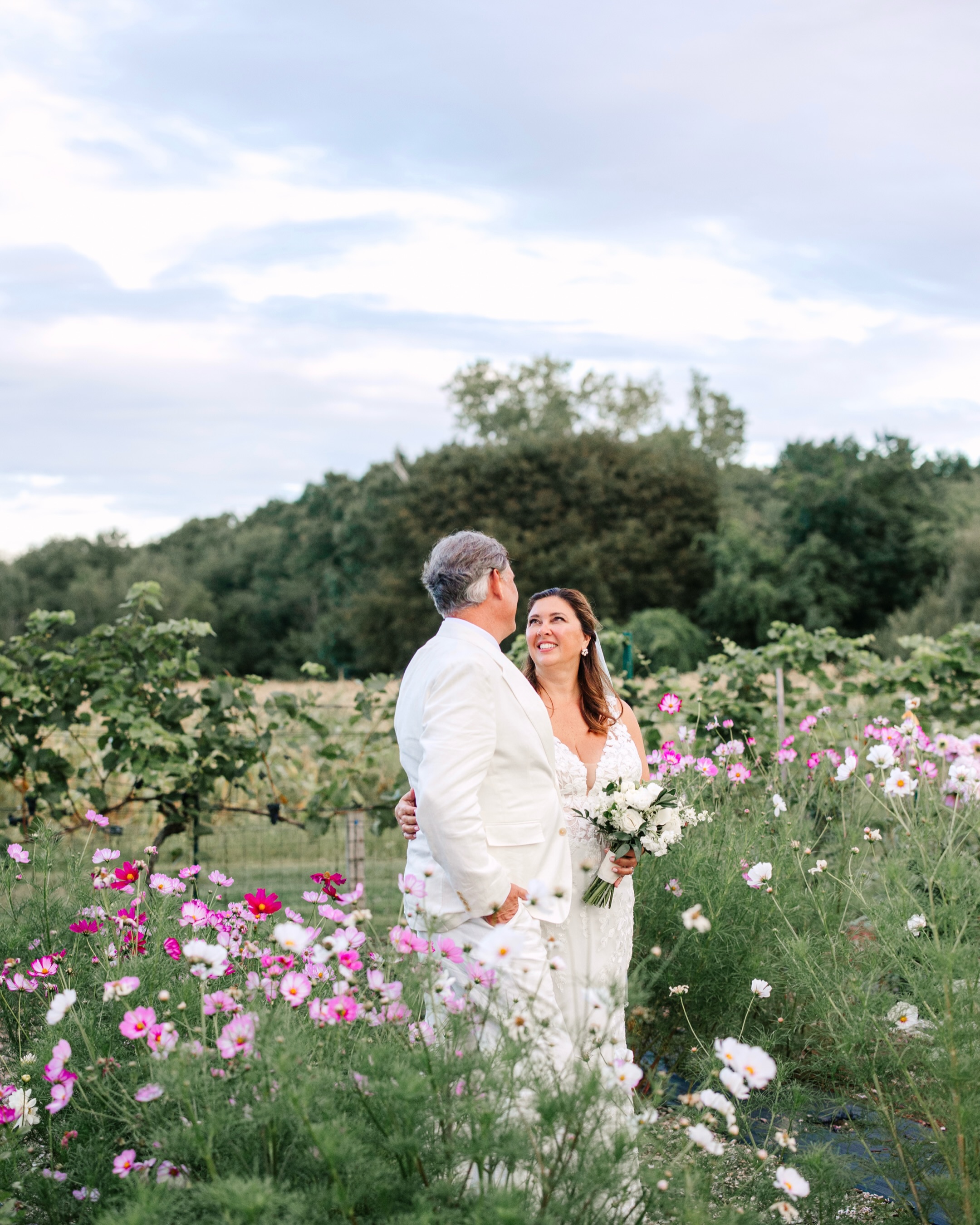Jackie & John 🤍
Yesterday gave us the full New England wedding experience. ☁️🌧️☀️
Clouds, rain, sunshine… sometimes all within the same 15-minute span because apparently New England wanted to keep things interesting.
And honestly? It made the day even more fun. A little weather, a lot of love, and two people who were completely unfazed by any of it.
Jackie & John, your day was perfect. 🤍
Venue: @barnatbradstreetfarm
Photo: @oxandanchorphoto
Bride: @jackieorealestate
Groom: @jctoga73
Gown: @vows.bridal
Beauty: @nicb.makeup @wellington_hursey
Band: @wilsonstevensbands
Live art: @artexperienced @morganbeemerart
Florals: @thehivenbpt
Catering: @vinwoodcaterers
Content Creation: @freakinmattei