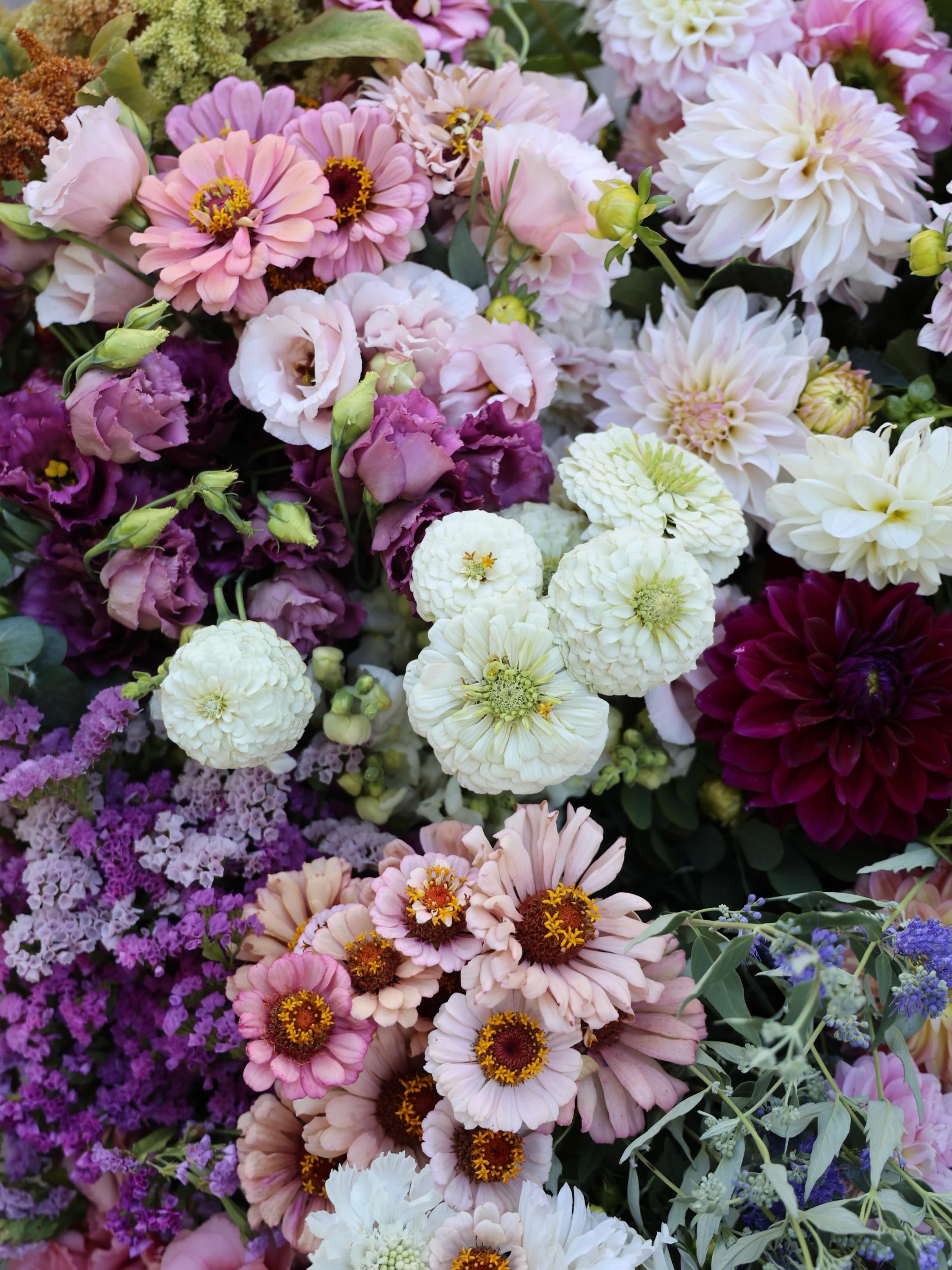 Flowers for another weekend wedding!
