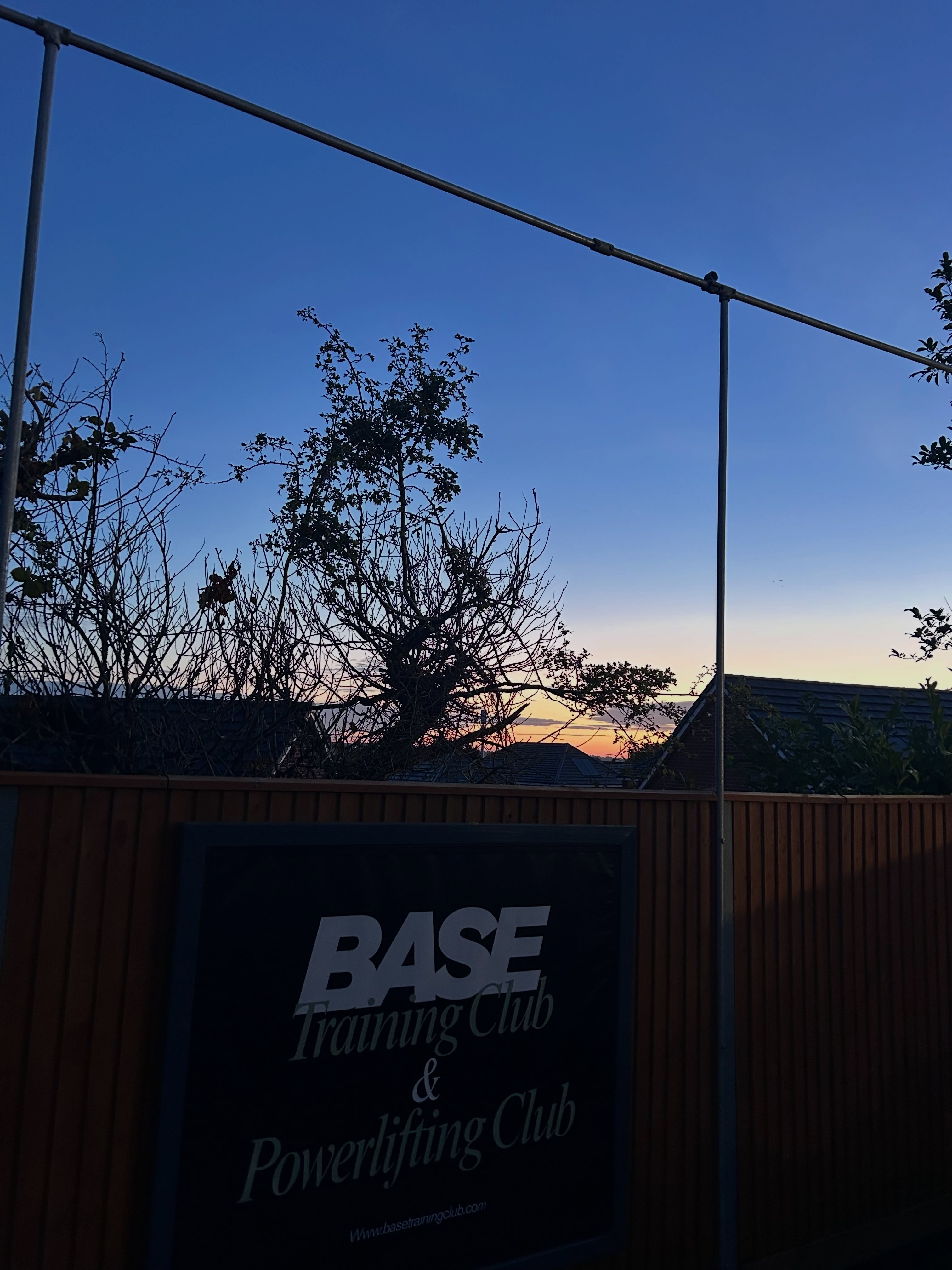 Weekly Dump 🗓️🤳
Bit of training 🫡
Birthday at BASE 🎂
Start of a supps refresh at BASE 🤤
The first Powerlifting comp at BASE 🏆
Working hard building the dream 👩💻
Onto a fresh set of 7 🫡🗓️