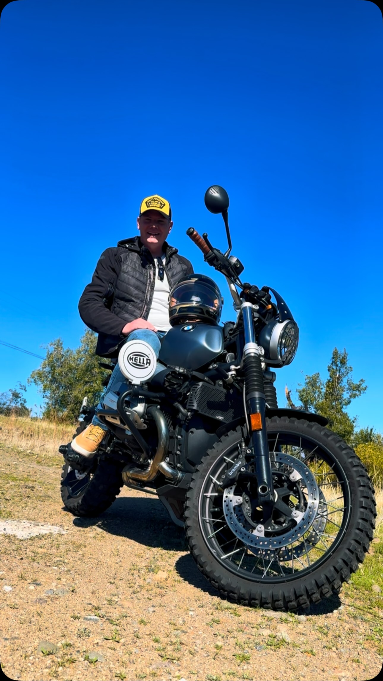 Avenida Vitacura 9033📍Santiago de Chile 🇨🇱
🔥Atento con lo que se viene🔥🔥⚡️Motyba Motos Rider's Garage⚡️Te esperamos Rider ...
.
.
.
#motybamotos #triumph #moto #motoschile #chilemotos