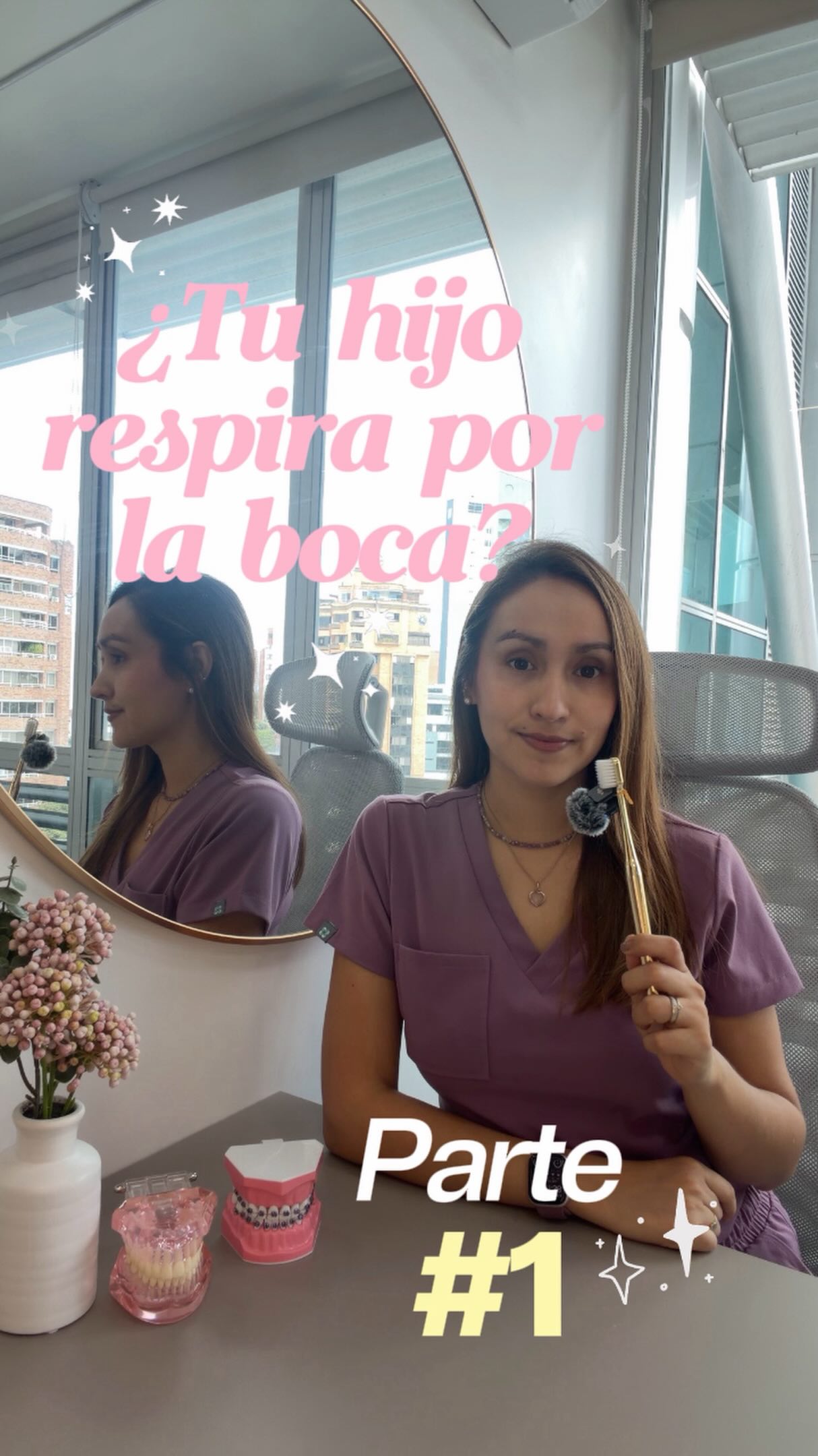 ¿Tu hijo duerme con la boca abierta? ¿Ronca? ¿Tiene los dientes muy apretados o le cuesta masticar? 🚨
Eso no es «normal de los niños». Son señales de que su vía aérea y su mordida necesitan atención — antes de que el crecimiento termine.
El 80% del desarrollo facial ocurre antes de los 12 años. La ortopedia dentofacial actúa en ese período para guiar el crecimiento del paladar, la mandíbula y la respiración.
Después de esa ventana, el tratamiento es mucho más complejo.
👇 Si tu hijo tiene entre 6 y 12 años, agenda su valoración hoy. Una sola cita nos dice todo lo que necesitas saber — sin compromiso y sin costo.
¿Tu hijo tiene alguna de estas señales? Cuéntame en los comentarios 💬
Guarda este video para mostrárselo a alguien que lo necesita 💾
📍 Bucaramanga · Ortodoncia & Ortopedia Dentofacial
🔗 Link de agendamiento en la bio
#bucaramanga #ortodonciasinbrackets #ortodonciabucaramanga #ortodonciainfantil #ortopediafuncional