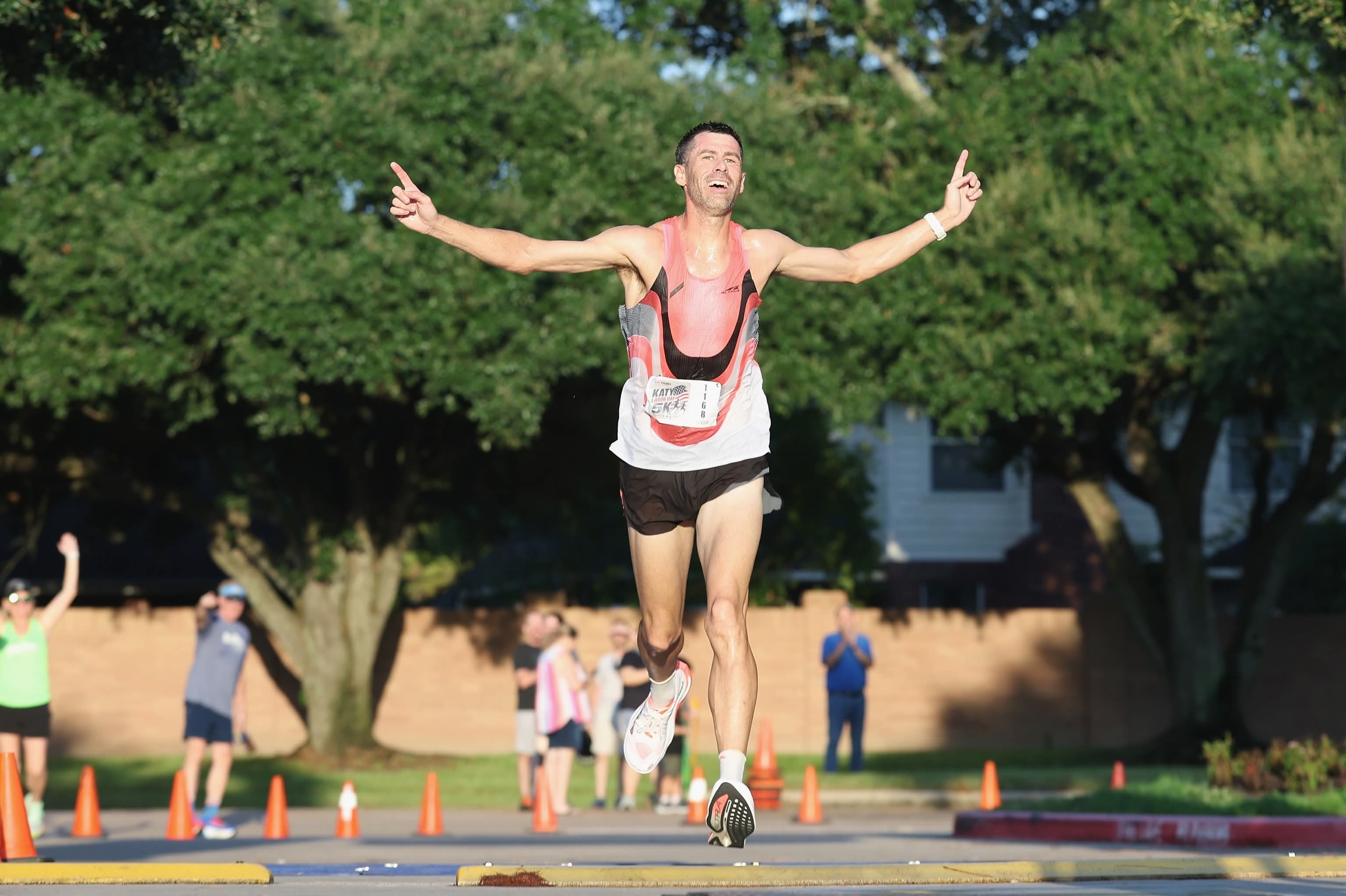 Katy Labor Day 5k 🏆
93% Humidity = 100% Done with Summer 🥵
Happy with the splits today, only 4s of deviation: 3:03, 3:02, 3:03, 3:04: 3:06 and quicker kick into the finish for 15:29 despite another sweltering day in Texas.
The Katy running community is alive and well, surrounding our local running store @goodtimesrunningco and a massive showing from @ainsleys_angels (always great to race Sebastian!), it’s great to see over the last 8+ years of running this event. Thanks to @katyarearunningclub for hosting and all the volunteers hard work. Thanks to @campkinro for the recovery!
@altrarunning Vanish Carbon 3 for the win!
Staying consistent at 42!
2018: 16:08
2022: 15:04
2025: 15:33
2026: 15:29
#MarathonTraining #5kMarathon