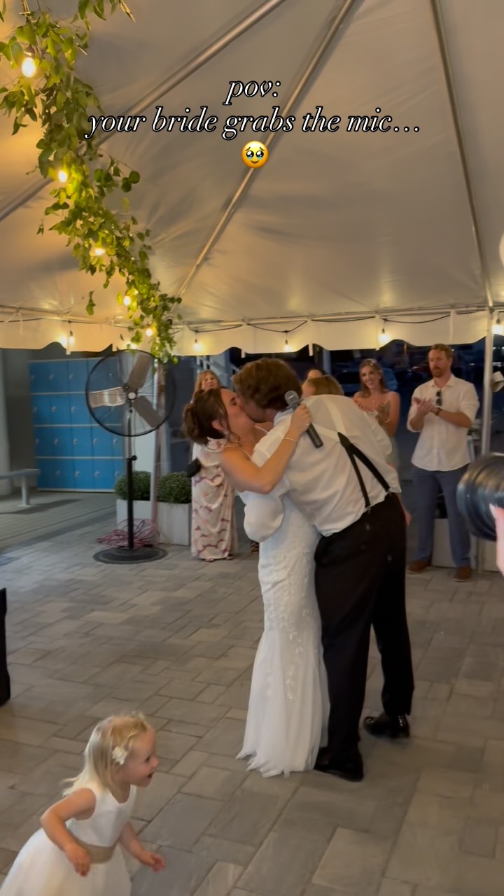 Rachel surprised Justin with her rendition of “At Last” by Etta James during their wedding reception 🥹🎶🤍