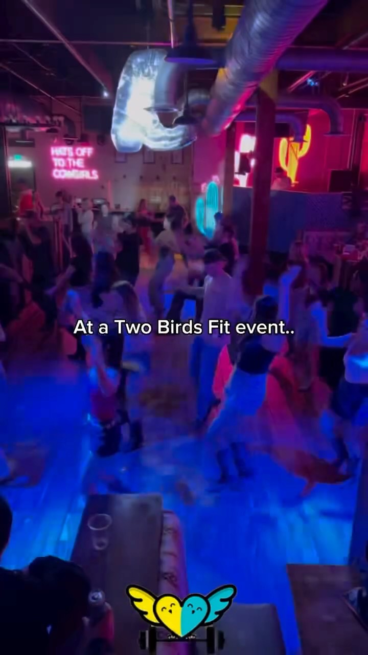 You don’t have to leave every Two Birds Fit event with a match for the night to be worth it. 💛
Two Birds Fit is about making it easier to meet people IRL while you’re already doing something fun. From workouts, walks, yoga, golf, and pickleball to happy hours, mixers, and other social events, we create different ways for singles to get out, try something new, and connect naturally.
Maybe you meet someone you want to see again. Maybe you make a new friend, find a workout buddy, discover a new local spot, or just have a really good night with people you wouldn’t have met otherwise.
Come solo (most people do!), show up as you are, and see what happens.
Because the experience is the point. The matches are the bonus. 😉
Two birds, one stone. 🐦🐦
🎟️ Find your next event through the link in bio @twobirdsfit