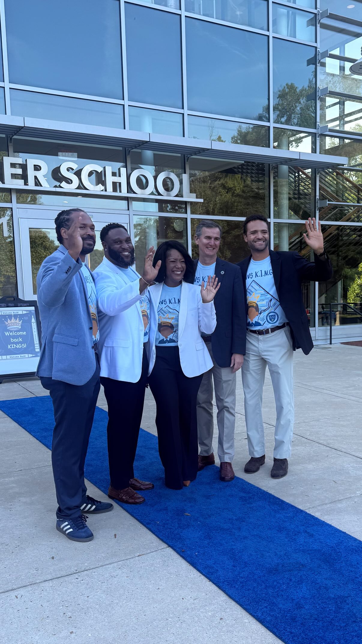 And just like that… THAT’S A WRAP on Day 1! 😂🎬
The first day of school is officially in the books, and our senior leadership team has made it through! 👏🏾
Thank you to everyone who helped make today such a great start to the school year. 💙