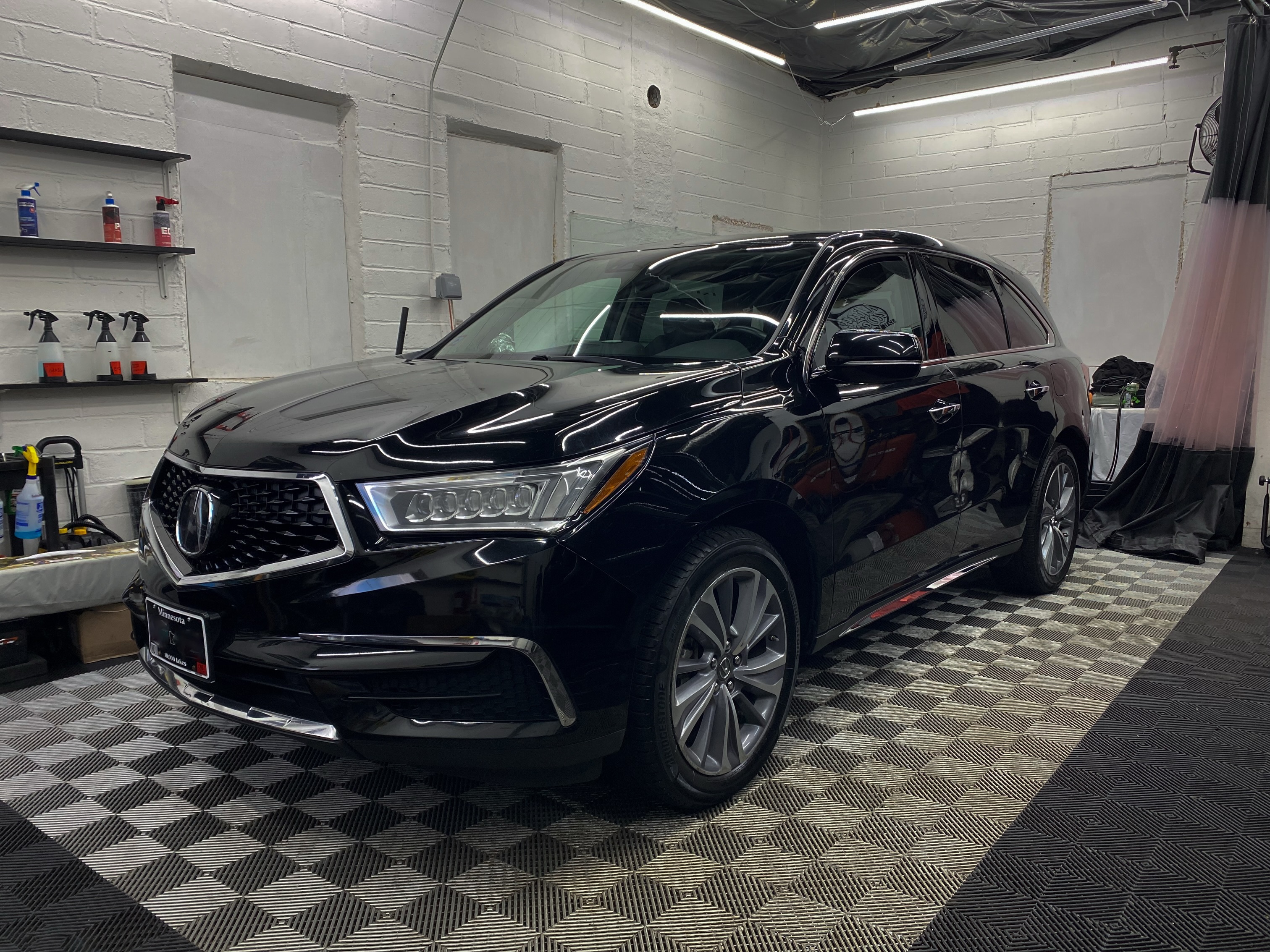 2017 ACURA MDX received our Interior Detail to help improve, restore, and reset the “like new” car feeling. We provide the exterior with a maintenance service to upkeep and protect the vehicle.
.
.
15% off on all services for Military, Veterans, First responders, and Teachers.
.
.
MinnWest Detailing LLC
📍 734 McKnight Rd N, Maplewood, MN 55119
📞 612-314-9512
🌐 www.MinnWestDetailing.com