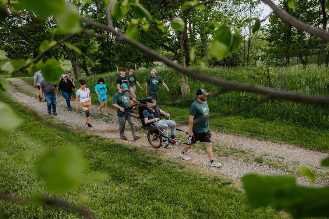 here is your weekly reminder that HIKING IS FOR EVERYONE!!!