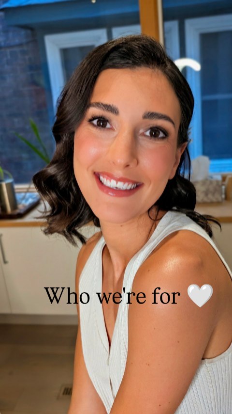 Your wedding day beauty should feel like you, just beautifully elevated. ✨
We’re for the bride who wants to feel polished, confident and completely herself. The one who wants her beauty look to be thoughtfully customized to her features, personal style and vision, not pulled from a template.
We believe the best bridal beauty isn’t about looking like someone else. It’s about bringing out what already makes you beautiful, with expert artistry, intentional detail and a skin-first finish that looks beautiful in person and in photographs.
And just as important? You should actually enjoy the experience! 🤍
Calm mornings. Lots of laughter. A team you trust. A trial where you feel heard. And that moment when you look in the mirror and say, “It’s perfect.”
If that sounds like your kind of bridal morning, we might be a very good fit. ✨
Toronto + destination bridal hair & makeup
Victoria Barrett Makeup & Hair