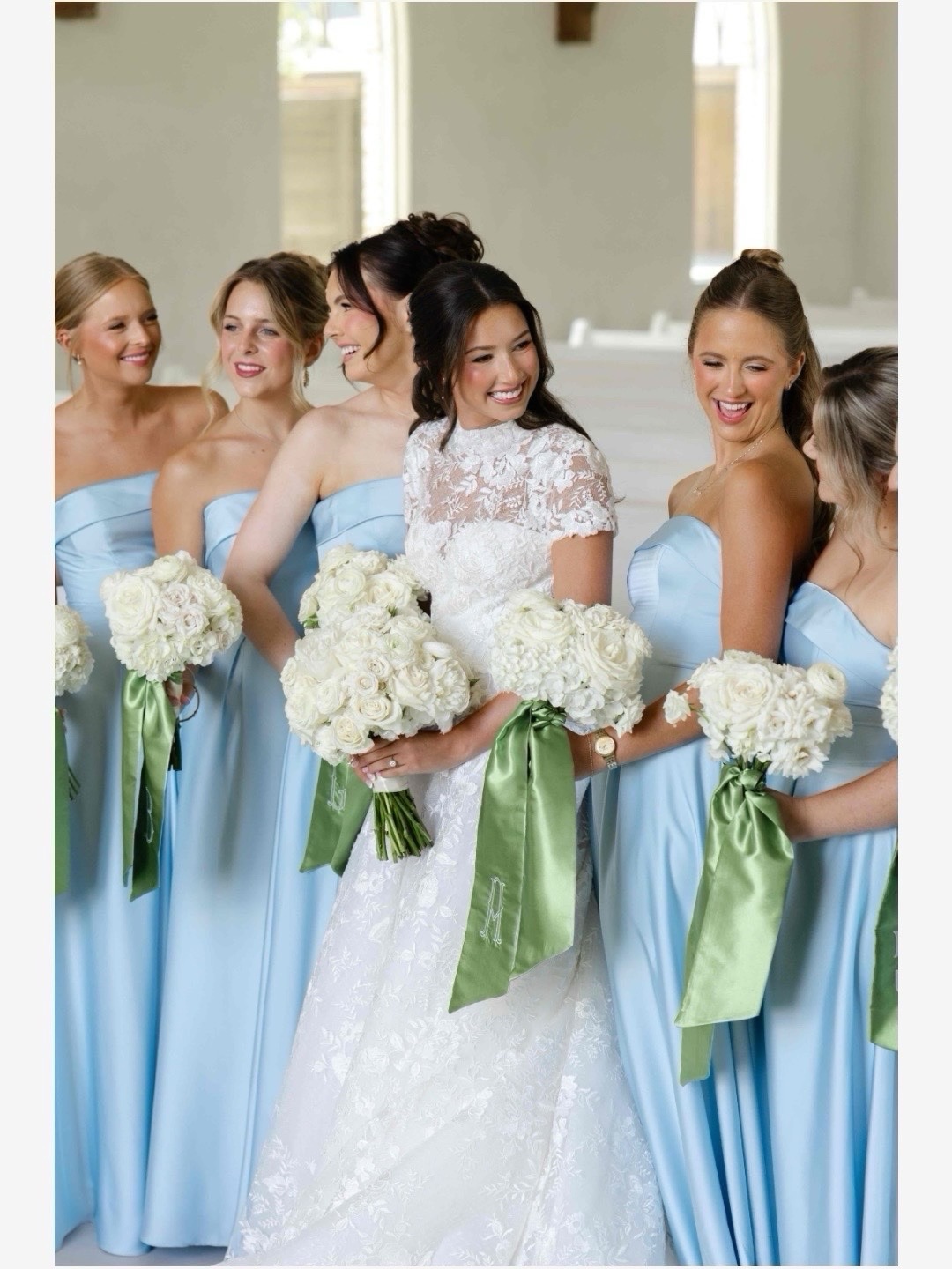The perfect way to make your bridesmaids feel extra special. We LOVE these embroidered sashes! 🤍