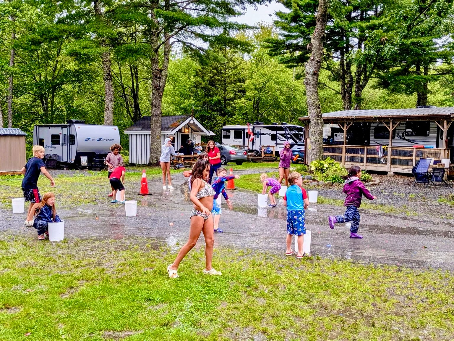 Reminiscing on this past weekend while we look ahead to the next! 💙👀
🎯 Darts - Fri 8pm
⚽️ Soccer Baseball - Sat 11am - At the
Barss Corner Ball Field
🍟 @grubloveco Food Truck - Sat 12–6pm
🪙 Dime Auction - Sat 6-8pm
Availability wise we have…
🏡 2 Tiny Cabins
🚐 River Road & Mill Hill Serviced Sites
🏕️ 6 Unserviced Tent Sites
👉 www.lahaverivercampground.ca
👉 902-644-2654