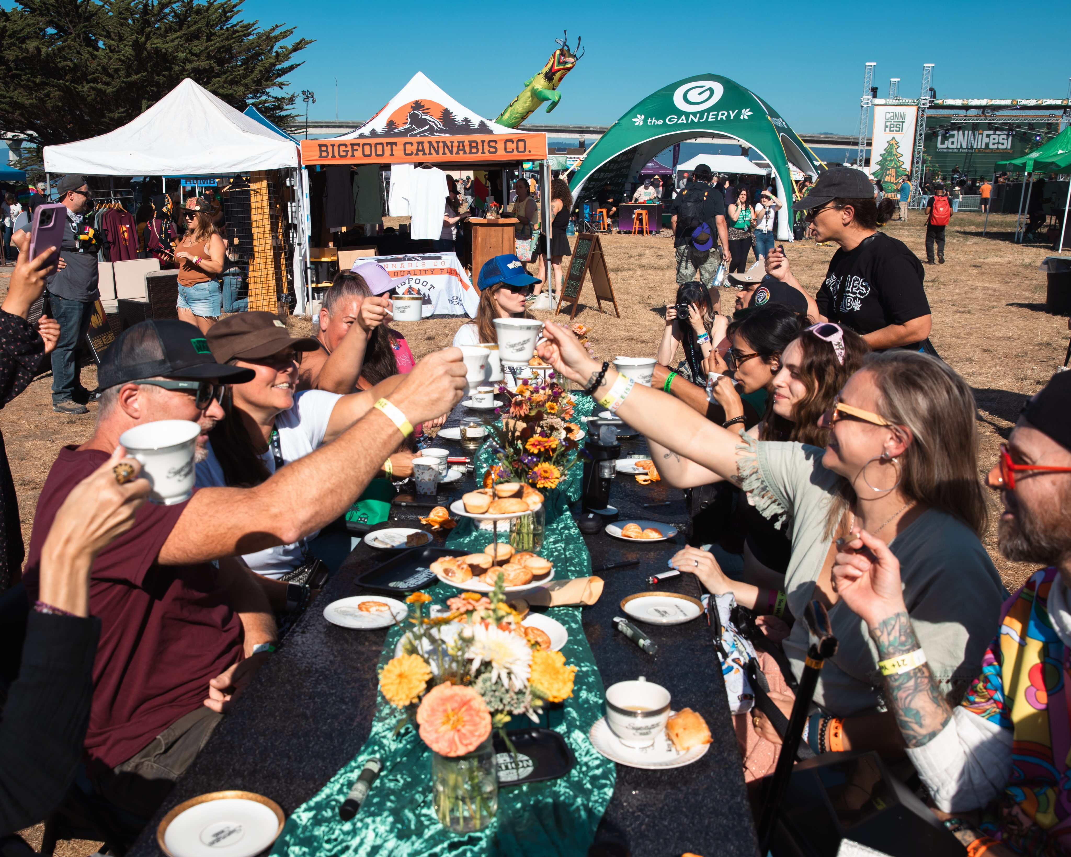 🫖🌱 THE SUNGROWN SNOB TEA PARTY IS BACK @humboldtnationofficial X @sun.grown.snob 🌞
A lovely celebration of sungrown culture, the farmers behind the flower, and the community that keeps it all alive.
Come sip some tea, pull up a seat, and connect 💨💚
This year’s Tea Party is proudly sponsored by:
🌿 @moonmadefarms // @moonmade_for_life
🌿 @humboldtnationofficial
🌿 @catchacloudfarms
🌿 @galactic_farms
Bringing together deep roots, beautiful flower, and the true Humboldt spirit — come have a “pot” of tea with us 😉
THIS Saturday, September 12th @ 4:20 PM
📍 Humboldt Nation’s booth
🎪 Cannifest 2026 | Arcata Ballpark
Photos by @cannabis.photographers & @karlarivasphoto