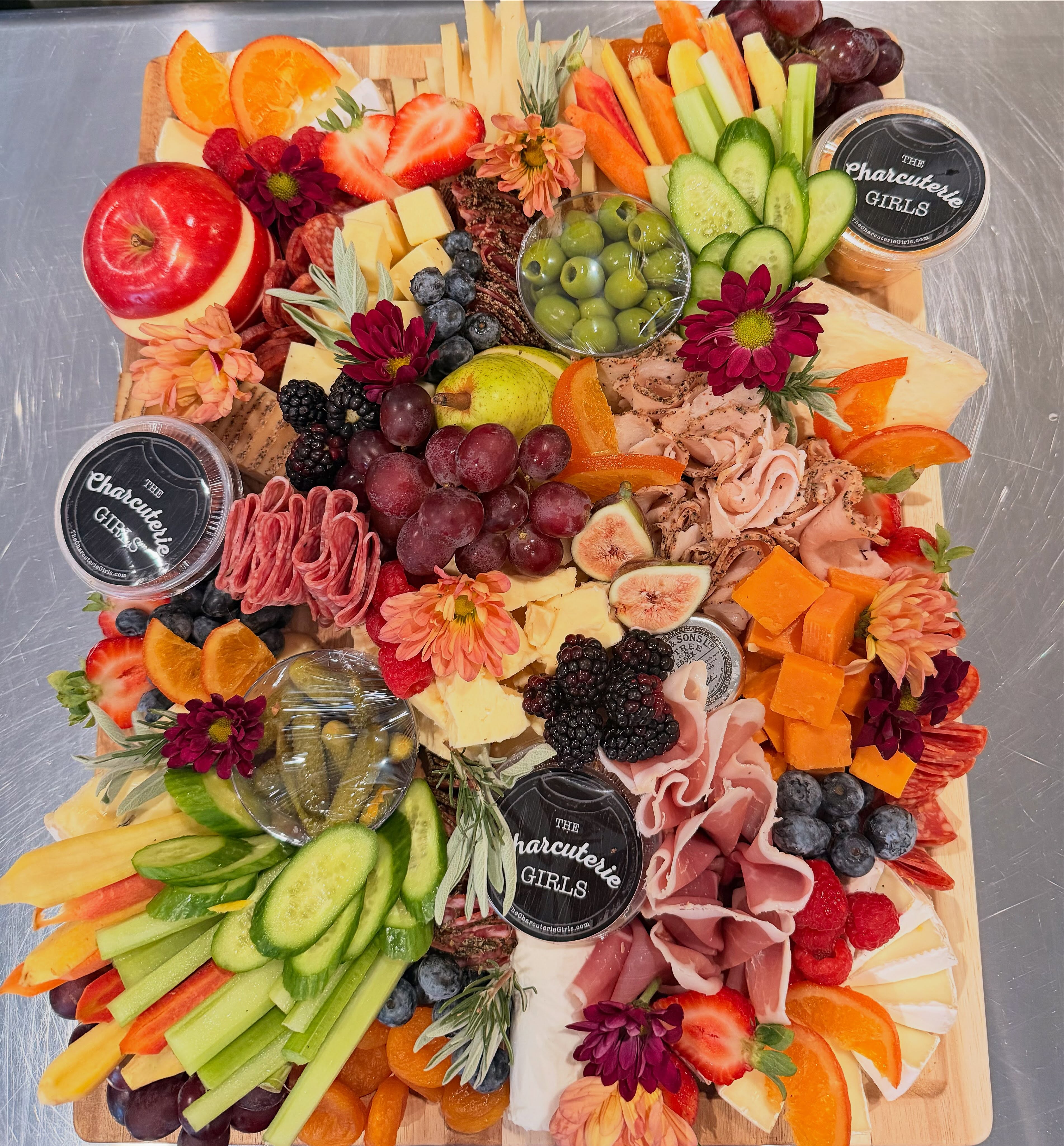 Mom with added veggies $225
Feeds 15-20