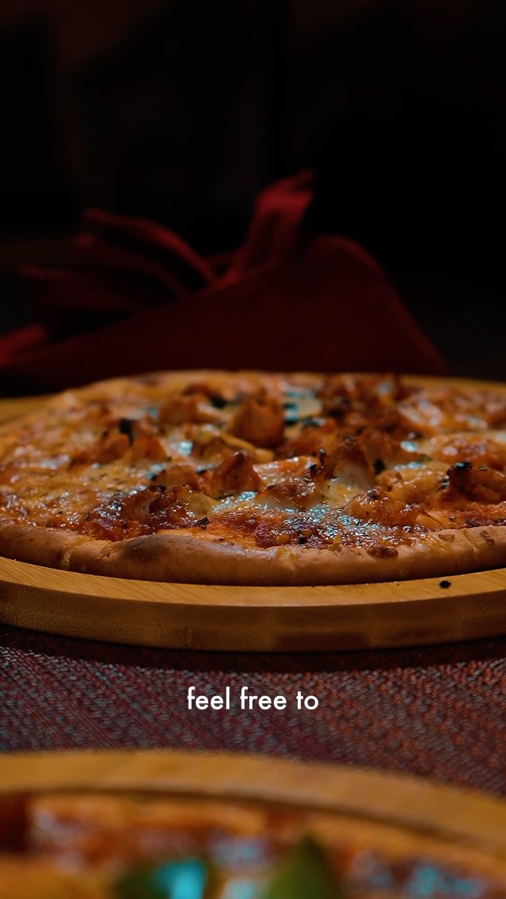 Pizza with Desi Twist! โจ
Enjoy our latest edition only at The Chowk - Kuta
#TheChowk#DesiPizza