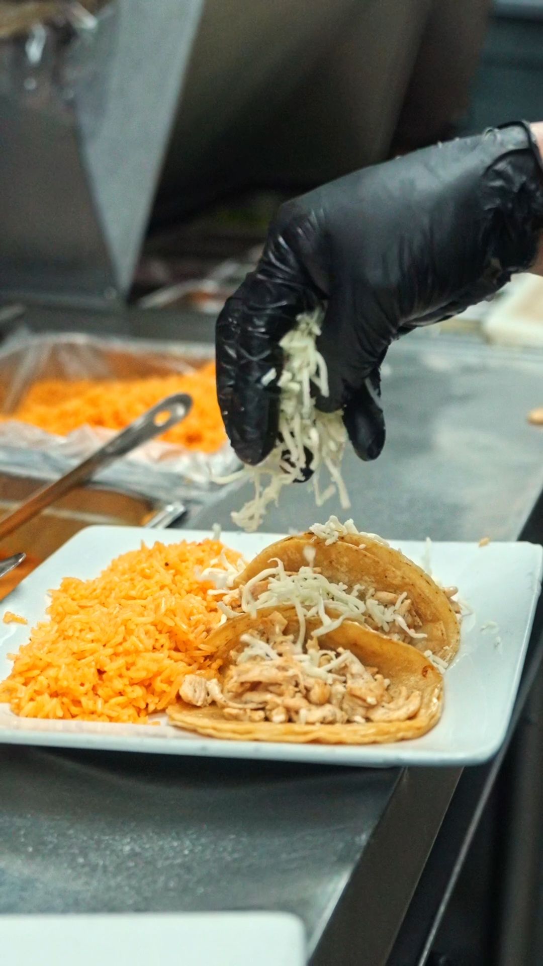 ¿Ya sabes qué vas a pedir hoy? 🌮
Te esperamos en Hacienda Vieja.