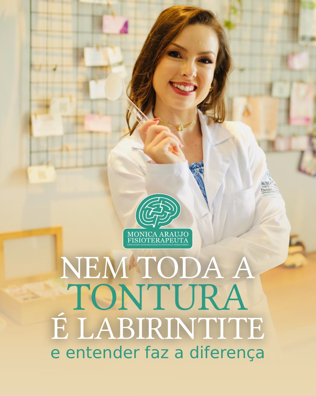 Você já ouviu alguém dizer: “Estou com labirintite” só porque sentiu tontura?
Isso é muito comum.
O problema é que usamos a palavra “labirintite” como se ela explicasse qualquer tipo de
tontura — e não é bem assim.
A tontura pode ter diferentes características e diferentes causas.
Por isso, entender como ela começou, quando acontece, quanto tempo dura e o que a desencadeia é tão importante.
Uma boa avaliação começa justamente ouvindo e entendendo esses detalhes.
E quanto melhor você consegue descrever o que sente, mais informações oferece ao profissional que está investigando o seu caso.
Quando você sente tontura, é como se tudo estivesse girando ou é mais uma sensação de instabilidade?
Me conta nos comentários.
Você já teve crises de tontura e acreditava que a sua labirintite estava atacada?