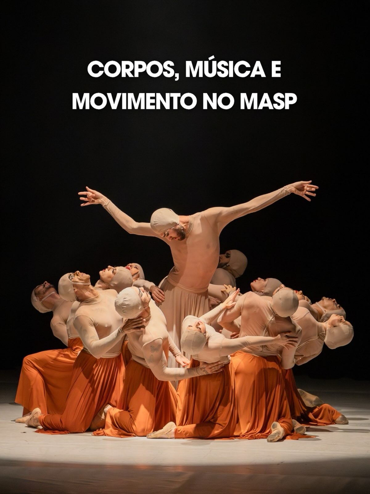 A dança ocupa o MASP em uma programação que vai muito além do palco.
De 16 a 20 de setembro, a 8ª Semana Paulista de Dança reúne 12 espetáculos gratuitos, atravessando balé clássico, dança contemporânea, música brasileira, memória, imigração, cultura e novas leituras de obras que já fazem parte do imaginário coletivo.
Entre os destaques, estão criações inspiradas em Caetano Veloso, Tom Jobim, Carmen e na trajetória dos imigrantes japoneses no Brasil, além da participação de companhias de diferentes gerações.
Nesta edição, a dança também vira espaço de conversa, com um encontro dedicado aos desafios e às perspectivas da cena brasileira.
Um daqueles programas culturais para colocar na agenda e olhar São Paulo por outro ângulo.
Confira a programação completa e todos os detalhes da 8ª Semana Paulista de Dança na matéria, no link da bio.
#Cultura #Dança #MASP #SãoPaulo #SemanaPaulistaDeDança