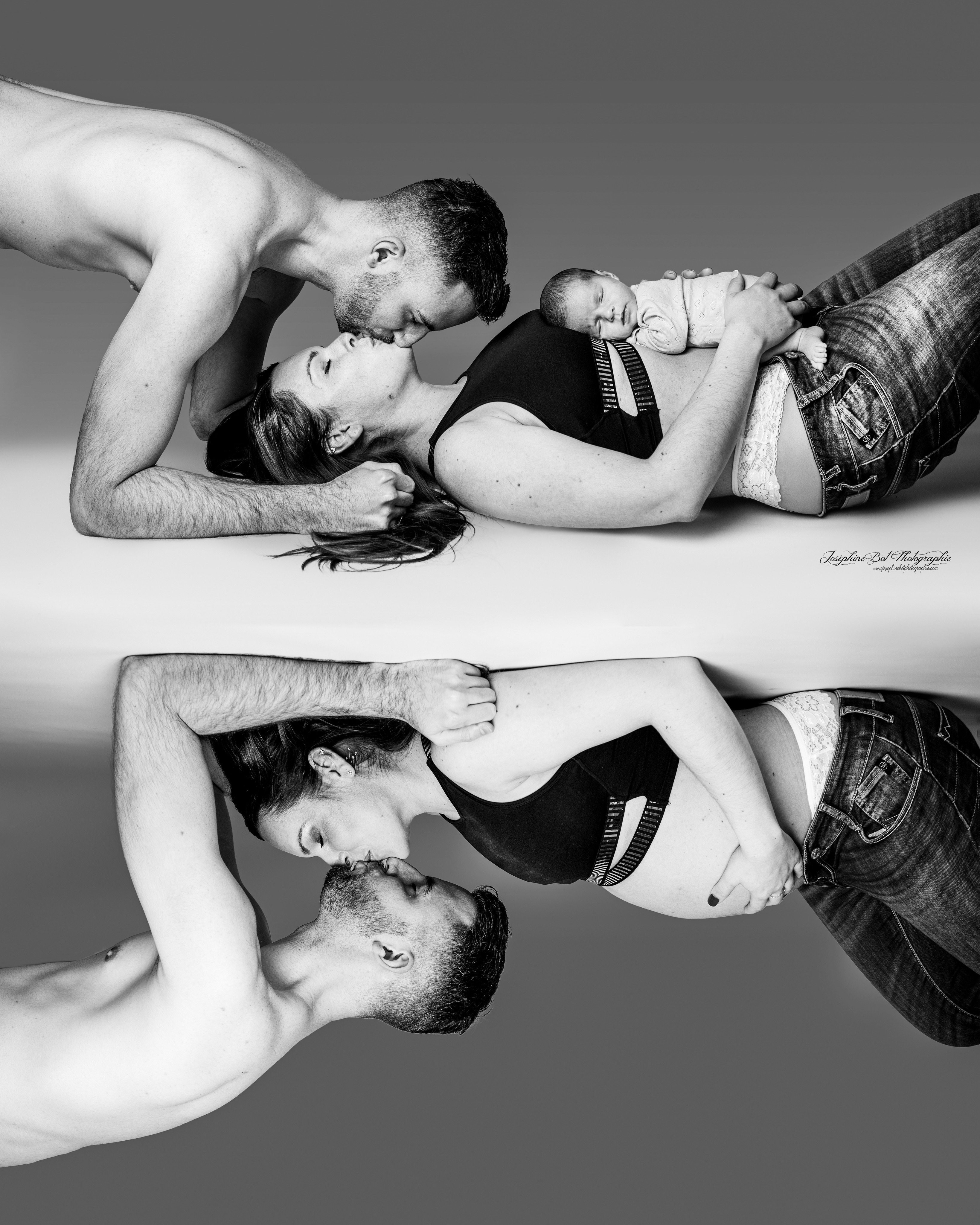 L’amour, dans toute sa simplicité🤍
Des regards, des gestes tendres, une complicité qui se ressent bien au-delà de l’image.
Cette séance en noir et blanc raconte une histoire de famille : celle de l’amour, de la douceur et de ces précieux instants qui méritent d’être conservés pour toujours.
📷 Séance grossesse & famille 🤍
Parce que chaque famille a son histoire, et que chaque histoire mérite d’être photographiée 📸✨
ww.josephinebotphotographie.com
#Photographe #PhotographeFamille #PhotographeGrossesse #avantapres #PhotographePortrait #Grossesse #Maternité #Famille #PhotographieNoirEtBlanc #PortraitStudio #SouvenirDeFamille
