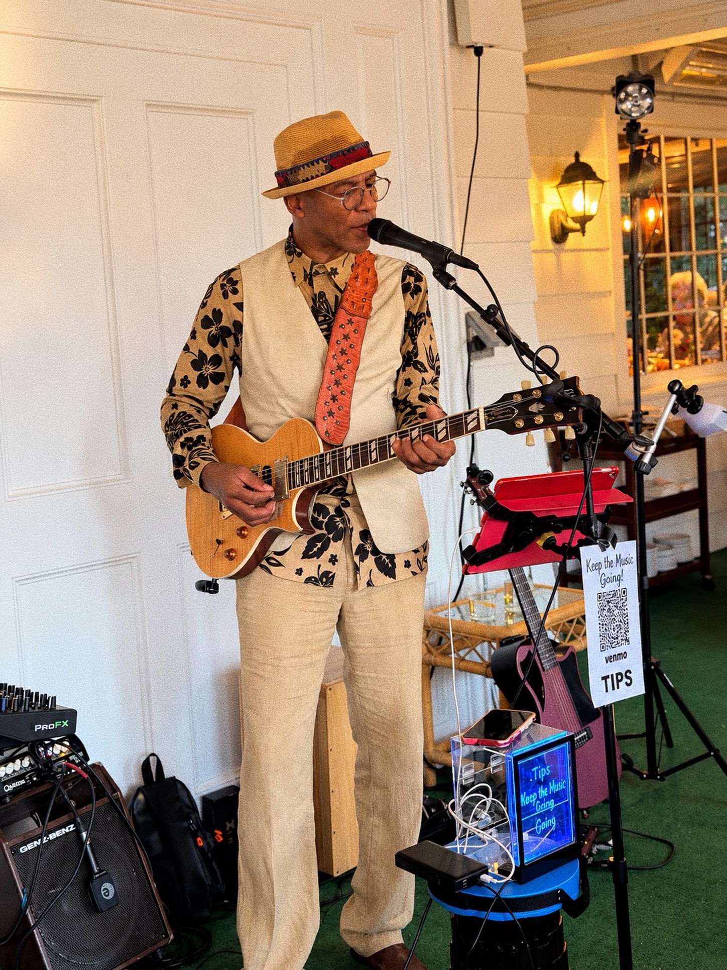 A beautiful evening of live music at the Roger Sherman Inn with Keith Robinson. Great music, dinner, and the perfect atmosphere to spend the night with us.
#LiveMusic #NewCanaan #CTrestaurants #CtLiving #Music