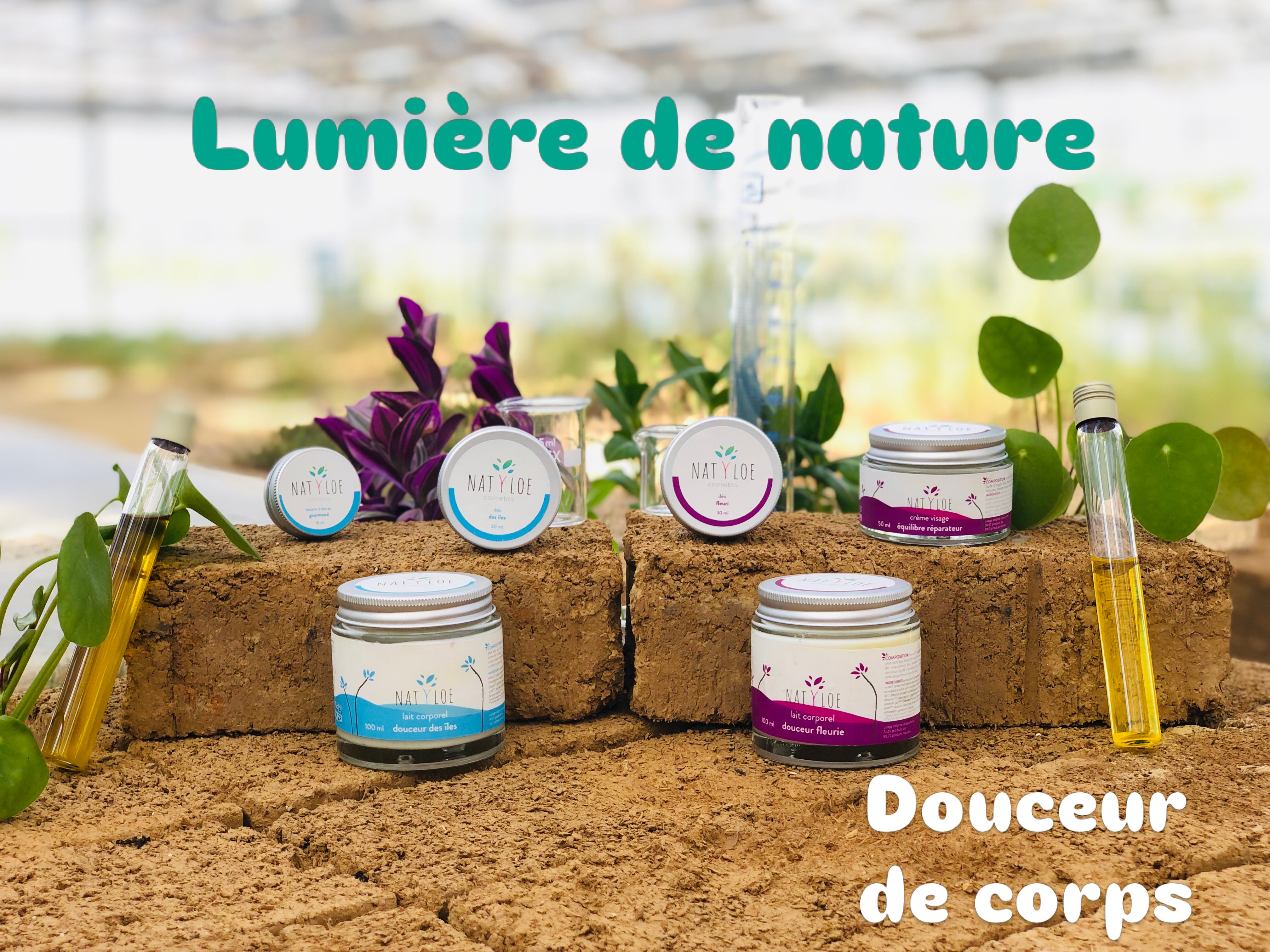 Pour une douceur unique sur votre corps
Une envolée de senteurs
Tout au naturel
Choisissez la crème de corps Natyloe Cosmetics
www.natyloe.fr
#cosmetiquenaturel #cosmetiquebio #huileamandedouce #artisanatfrancais #cremedecorps