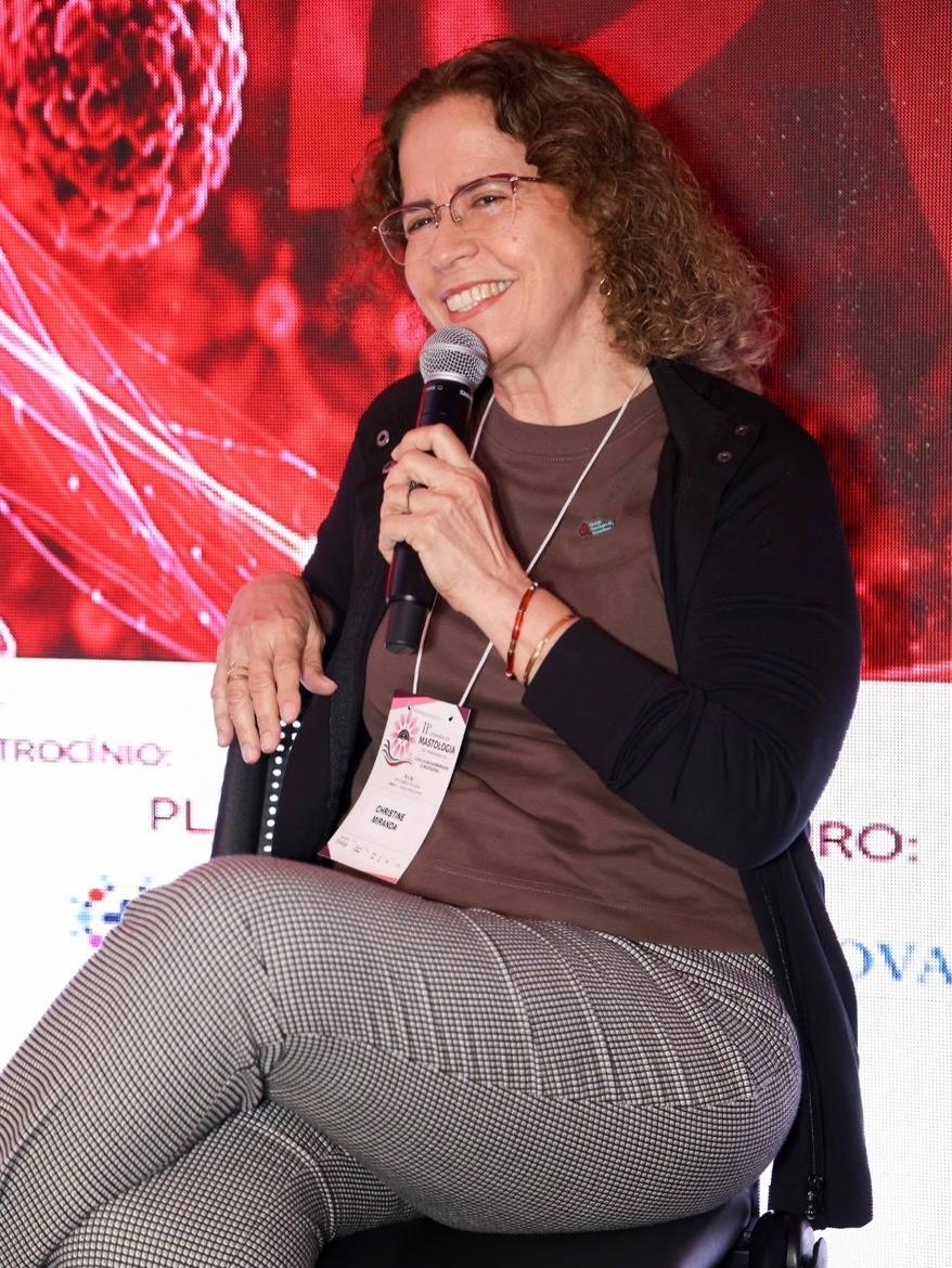A cirurgiã oncológica Dra. Christine Miranda participou da 11ª Jornada de Mastologia de Pernambuco, evento da Sociedade Brasileira de Mastologia.
Ela foi uma das debatedoras na discussão sobre o papel do médico na linha de cuidados para sobreviventes do câncer de mama.
🤝 conte com a COP.