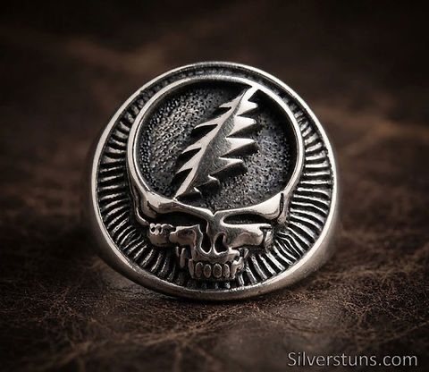 Embrace legendary rock heritage with a bold modern edge. ⚡💀
Featuring the iconic ‘Steal Your Face’ skull and lightning bolt design, this handcrafted masterpiece is built to make a statement. Every detail is brought to life through expert artisan work, finished with an oxidized touch for that perfect vintage depth.
🔹 Metal: Solid 925 Sterling Silver
🔹 Face Size: 15mm
🔹 Craftsmanship: Handcrafted with precision
🛒 Shop now exclusively at Silverstuns.com (https://www.silverstuns.com/product-page/handmade-3d-grateful-dead-skull-signet-ring-in-925-sterling-silver-signet-ring)
#StealYourFace #GratefulDead #SignetRing #MensJewelry #SilverStuns HandmadeSilver 925SterlingSilver RockAndRollStyle MensRings SilverRings