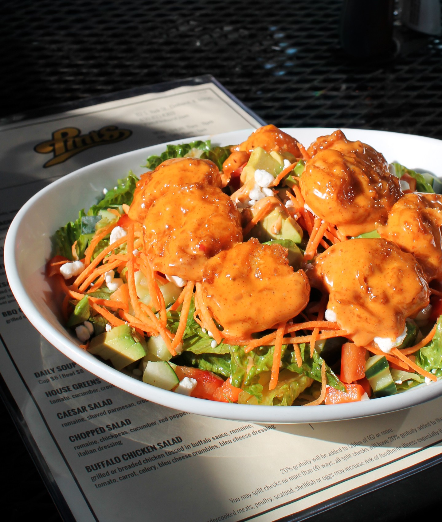 Lunch plans = handled 🥗 Enjoy $16 salads weekdays 11:30am – 2pm!
#LunchDeals #HealthyLunch #SaladLovers #WeekdayLunch #FreshSalads #LunchSpecials #SaladTime #HealthyEats #LunchBreak #BangBangShrimp #ShrimpSalad #ElmhurstLunchDeal