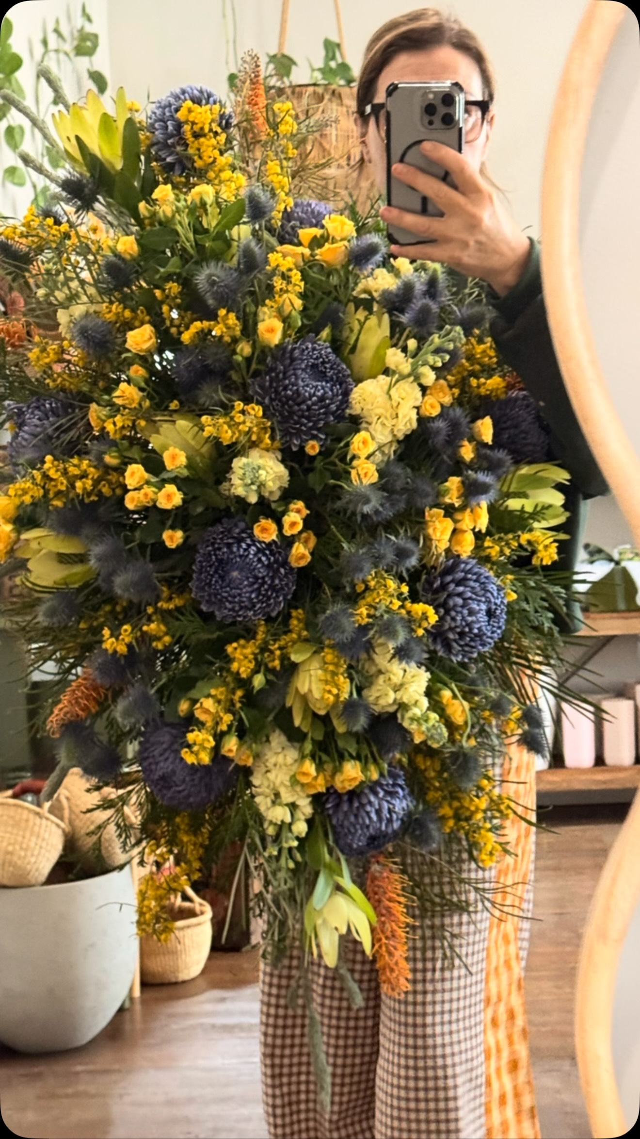 two beautiful souls
forever held in our hearts 🤎🤎
rip mr robertson
blue & yellow for his love of the parramatta eels💙💛
rip mr lewis
forever cherished and adored 🤎