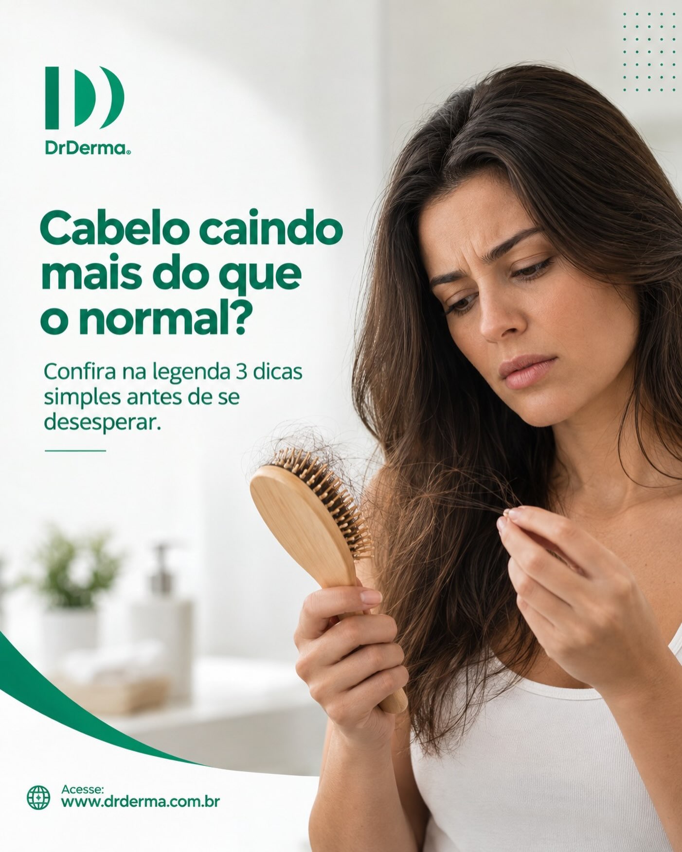 Ver mais fios na escova ou no ralo do banho assusta qualquer um, mas a queda capilar pode ter diversas causas, desde picos de estresse e alterações hormonais até deficiências de vitaminas ou uso de produtos inadequados.
Para te ajudar a cuidar da saúde do seu couro cabeludo, confira estas 3 dicas fundamentais:
🔹 1. Evite banhos com água escaldante: A água muito quente resseca o couro cabeludo, estimulando a oleosidade excessiva ou causando inflamações que enfraquecem a raiz.
🔹 2. Atenção ao prender os fios: Penteados muito apertados com frequência podem provocar a chamada alopecia de tração.
🔹 3. Cuidado com a automedicação: Shampoos antiquedas de prateleira ou vitaminas por conta própria raramente resolvem a verdadeira causa do problema.
💡 Dica de Ouro: O cabelo reflete a saúde do seu organismo. Descobrir a causa exata é o único caminho para um tratamento eficaz.
Não perca tempo testando receitas caseiras. No DrDerma, você se consulta com um médico dermatologista credenciado diretamente pelo celular.
Acesse www.drderma.com.br pelo link da bio.