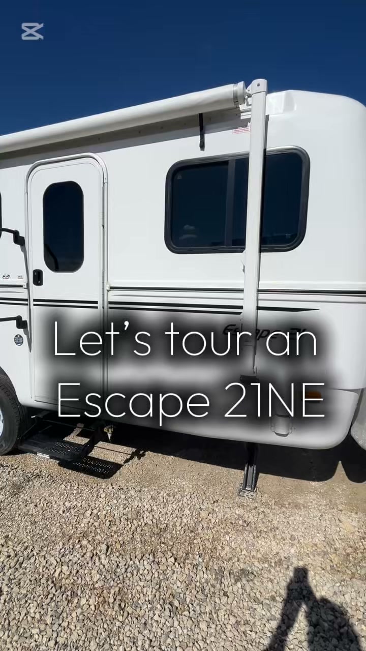 Packed with everything you need to enjoy a day, week or even months on the road. And priced to sell. Discover Escale Trailer and #takeyourescape today.
#revolutiontrailers #rvreimagined #fiberglasstrailer #escapetrailer Escape Trailer