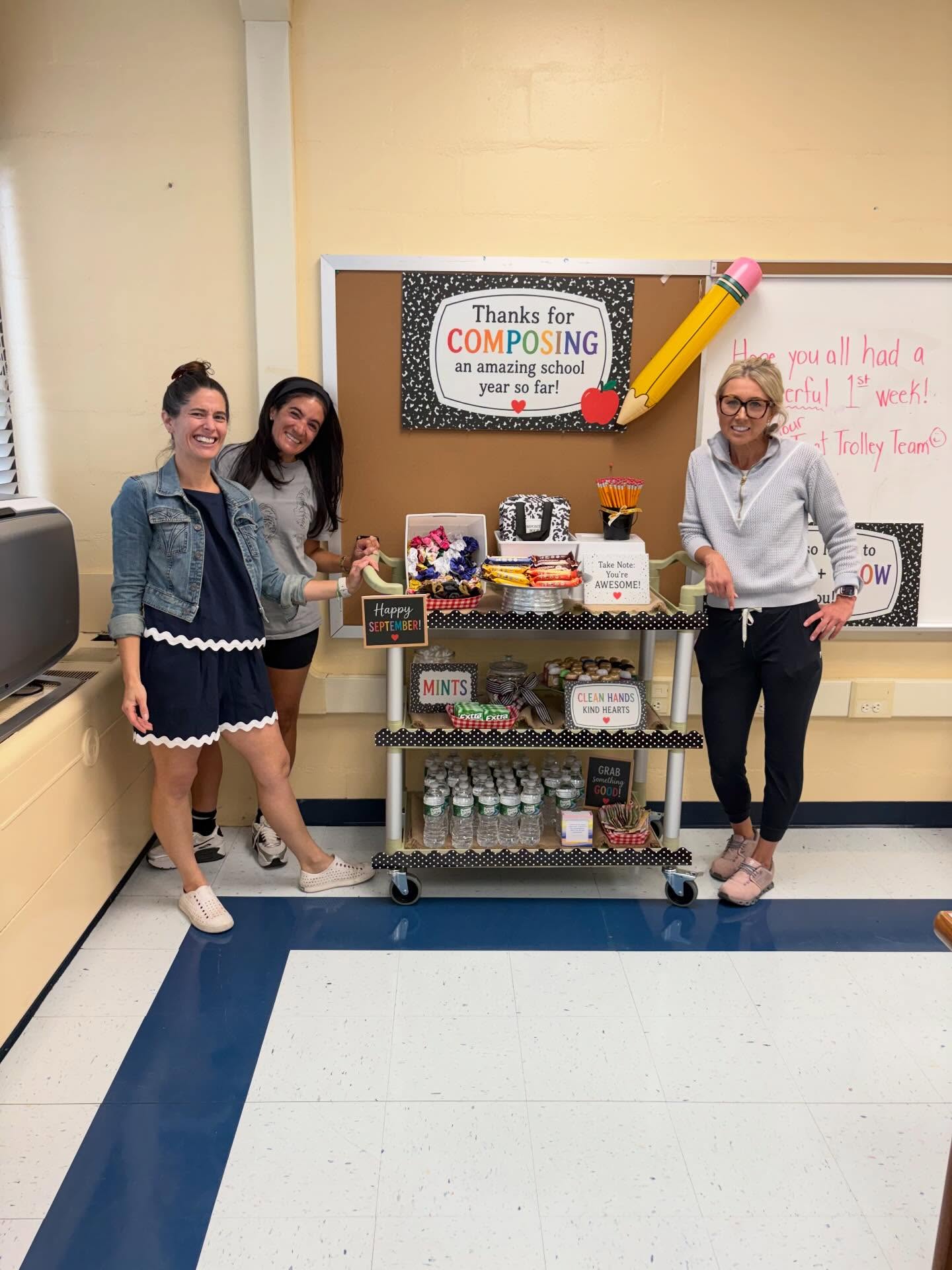 Thanks to our Parentsโ Association for always taking such good care of our staff!
#thebridgesacademy #treatstrolley