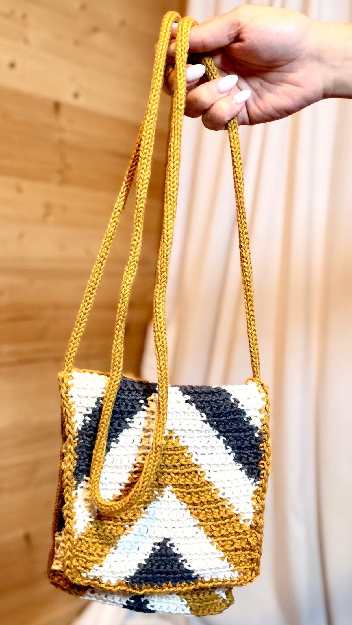 NEW CROCHET PATTERN! 🤎✨
The Wander Crossbody Bag is officially here!
This little bag was definitely a labour of love. From designing the design, choosing the colours, crocheting, frogging 😅, adding the lining, magnetic closure and making the strap… there were so many little details that went into this one.
And now you can make your own! 🥹🤎
The pattern is FREE for one month, through October 13! After that, it will be available as a paid pattern and will also be added to my Premium Crochet Pattern Library.
There’s also a full video tutorial if you’d rather crochet along with me. 🧶
Comment WANDER and I’ll send you the links! 🤎
Happy crocheting! ✨
#crochetpattern #crochetbag #crochetaccessories #crochetoftheday #crochetvibes