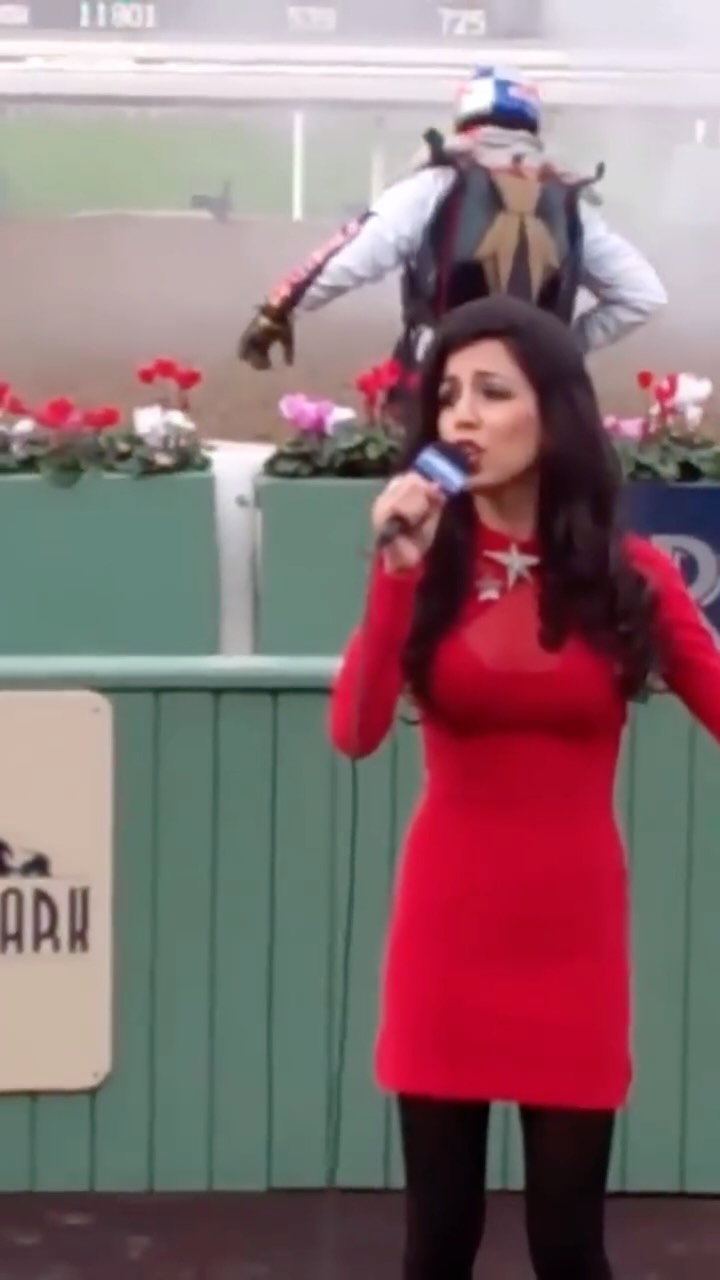 🇺🇸🤍 On Patriot Day, I always come back to this song.
"America the Beautiful." For everyone we lost, for the families who carry it still, and for the strangers who became heroes that morning. We remember. We will always remember.
With a full and grateful heart.
xo, Roxy Darr, The Anthem Girl 🌹🇺🇸
#NationalAnthemGirl #GodBlessAmerica #StarSpangledBanner #PatriotDay #USA
