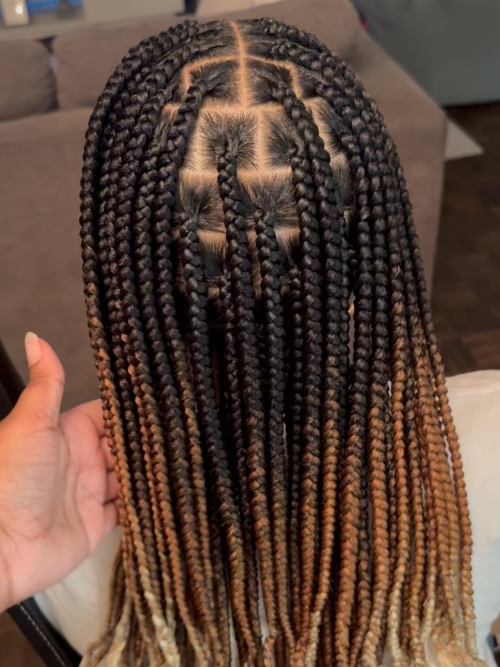 π Mobile hair care, brought straight to your door.
Book your next install with Woe Lotta Hair. Link in bio.