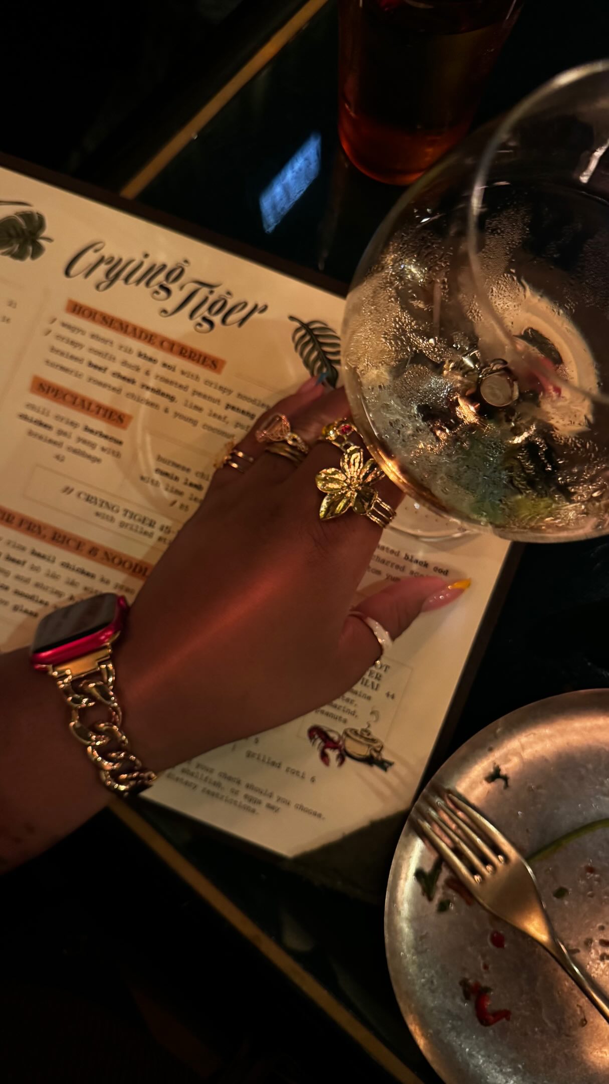 Good food, good drinks, and even better company.
📍 @cryingtigerfood
{ dinner with friends • girls night out • chicago lifestyle • Black women lifestyle • women in their 30s • friendship • weekend plans • foodie lifestyle • chicago foodie • self care for women • lifestyle creator }
#dinnerwithfriends #blackgirllifestyle #womenintheir30s #chicagolifestyle #blackcontentcreators