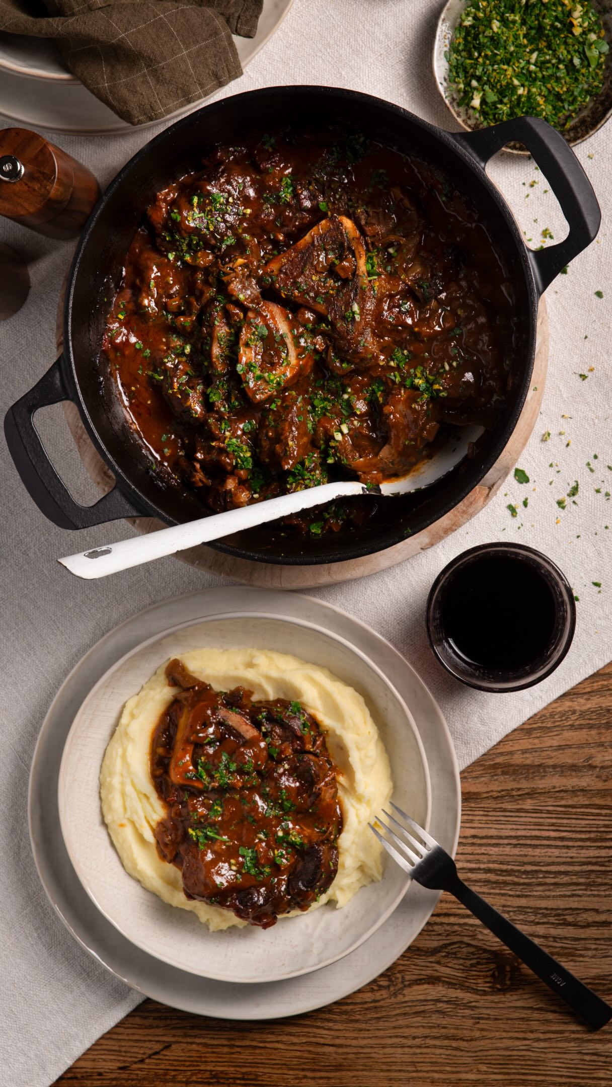 The days are still cold, so Sunday Slow Braised Osso Bucco is a very good idea!
Head over to @greenleabutchershop website for the full recipe!