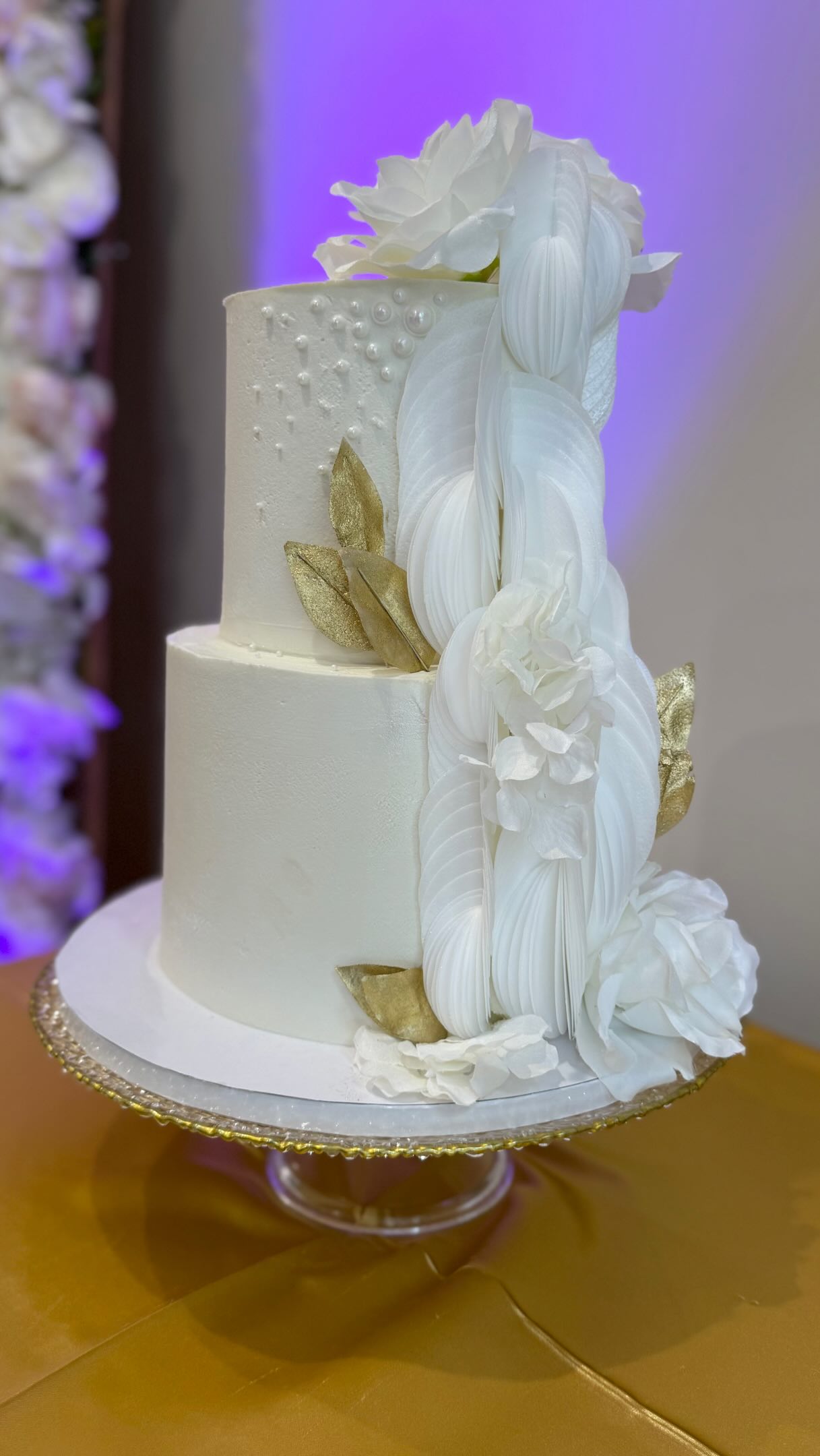 💍♥️ Edible wafer paper vanilla rum wedding cake. A popular design with my brides.
Song: @rickwoodsjr7500 @justashjc