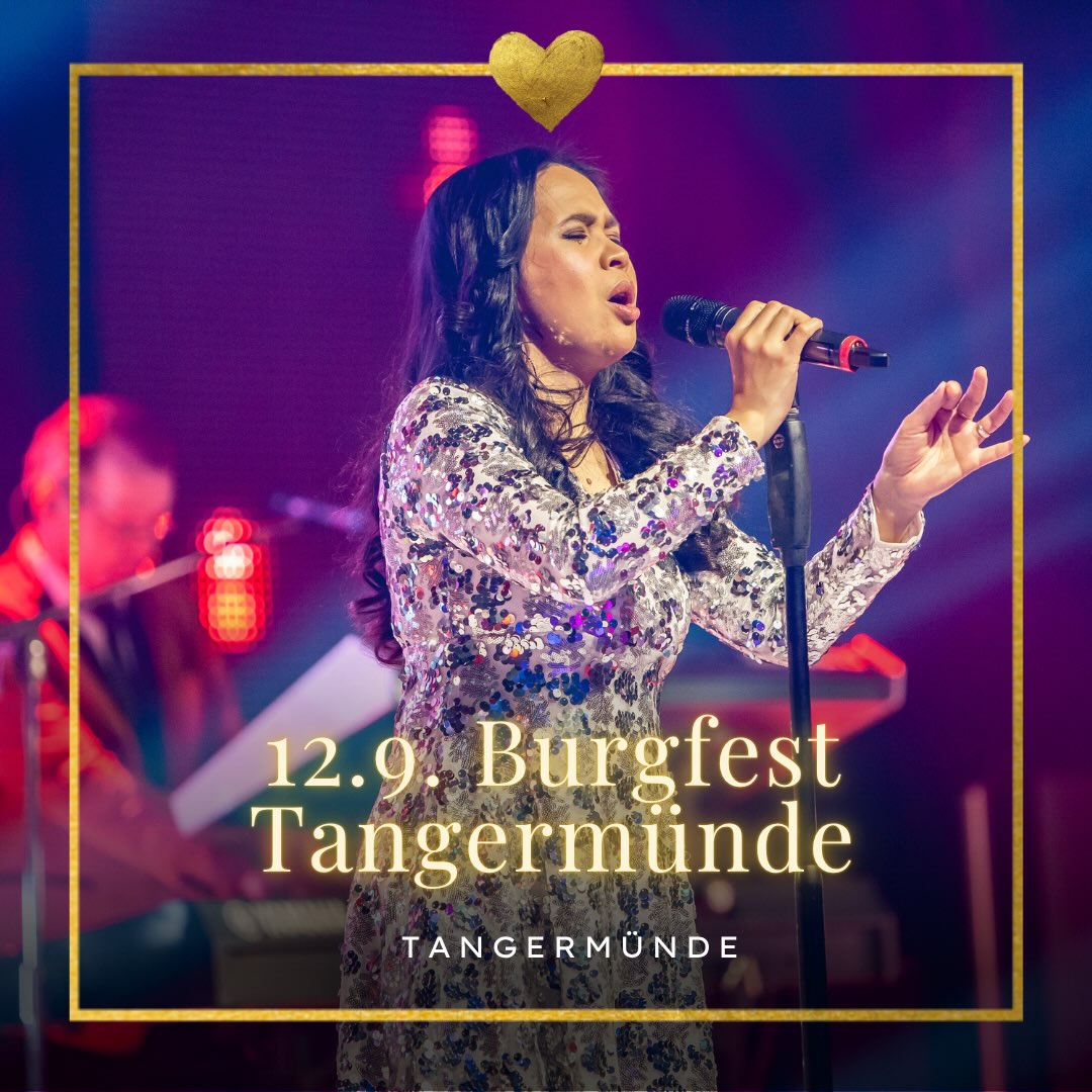 💜 Tangermünde - DAS wird ein Samstag! 🪩
Und das nächste wilde Wochenende steht bereit - wir sind auf dem Weg zu euch:
🪩 Burgfest Tangermünde
📅 Samstag 12.9. 20 Uhr
📍 MDR Sachsen Anhalt Bühne, ausserdem dabei Rhapsodie of Queen feat. Sascha Lien @saschalien
Der Abend gehört uns 💫 Und wir freuen uns auf euch! 🫶
@tangermuende_ @mdr_san
#Partyband #Nightfeverbandleipzig #Tangermünde #PaviinAction