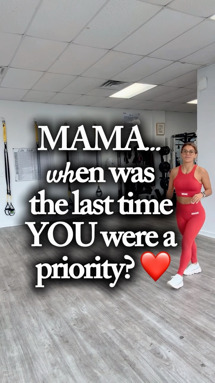 MOMS, we know 9:15 AM might look like a random class time… but it isn’t. 🩵
You dropped the kids off. ✔️
You handled the morning rush. ✔️
The errands can wait for less than an hour.
That 9:15 AM Monday–Friday class was created with YOU in mind.
Because being busy doesn’t mean you have to keep putting yourself last. Come train, take care of YOU, and still have the rest of your day to handle everything else. 💪
And if you’ve been waiting for the right time to finally make yourself a priority, this is it.
🖤 The Little Black Dress Experience starts September 26.
8 weeks. Accountability. Training. Nutrition. A community of women doing it WITH you.
Enrollment is almost over. DM us “LBD” today to claim your spot. 🔥
Because Mama, everyone gets a piece of your day. You deserve less than an hour of it too. 🩵